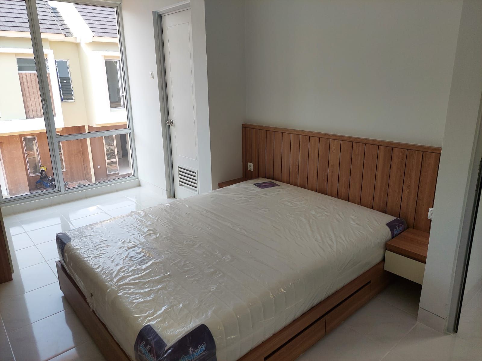 Rumah Dijual di Tangerang, foto 1 dari 9