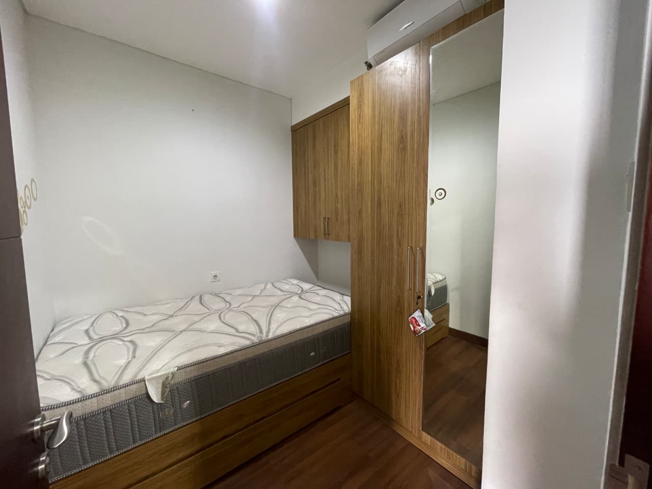 Apartemen Dijual di Alam Sutera, Tangerang, foto 1 dari 9