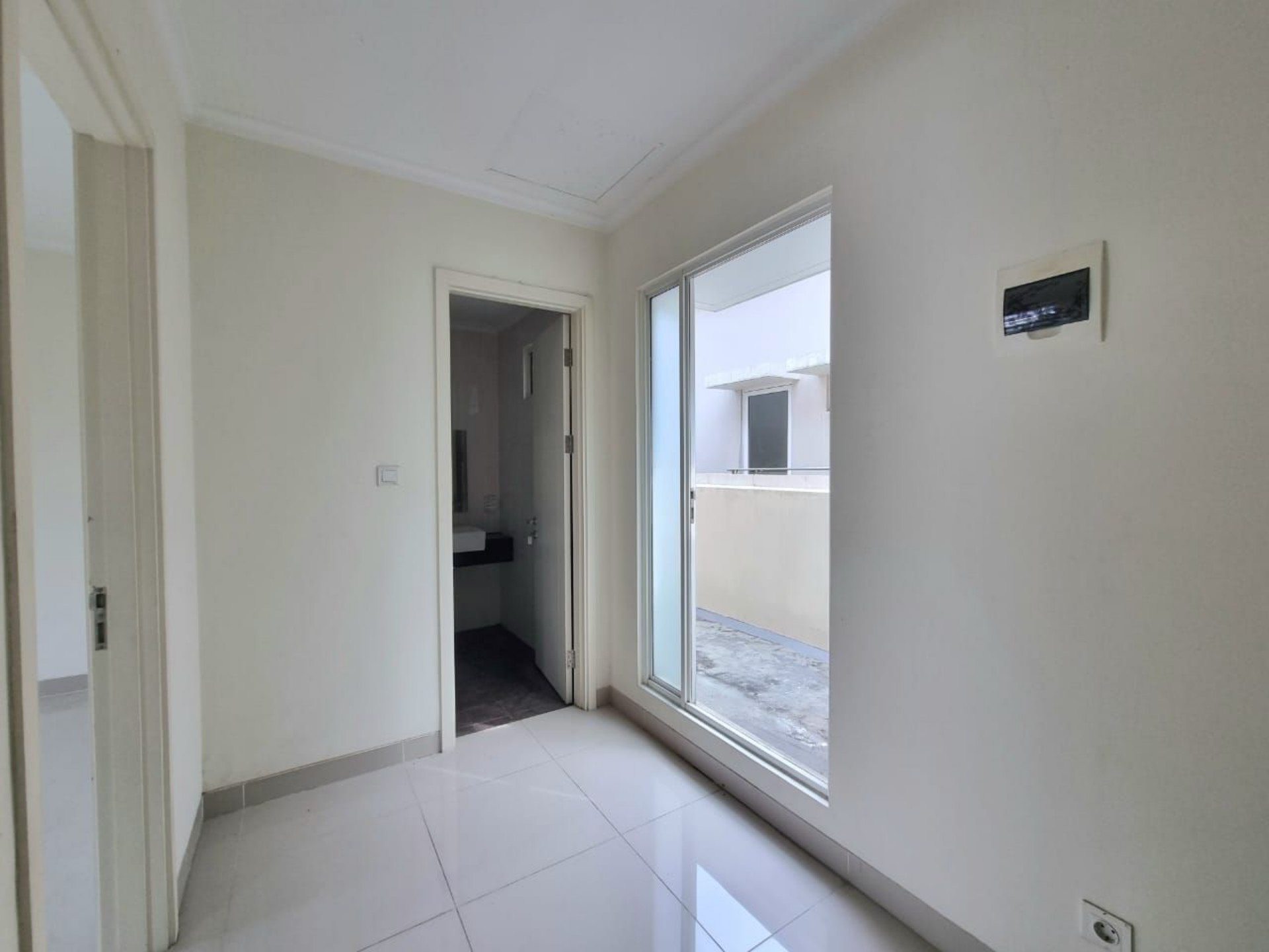 Rumah Dijual di Tangerang, foto 4 dari 6