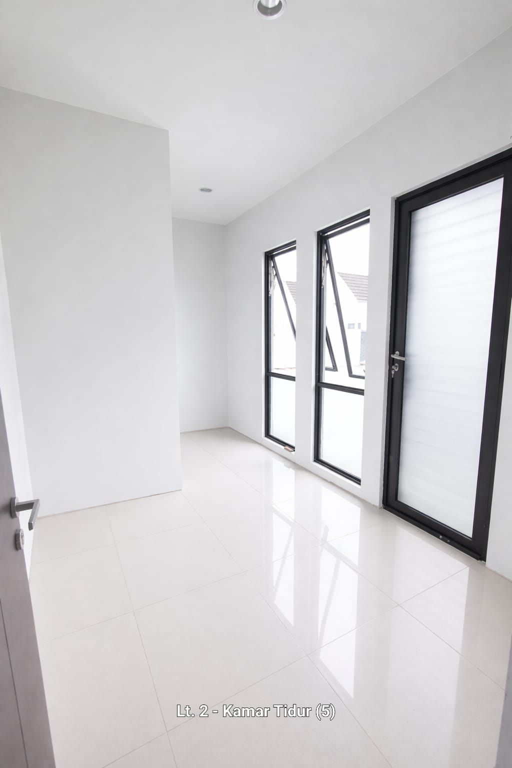 Rumah Dijual di Jakarta Barat, foto 6 dari 10