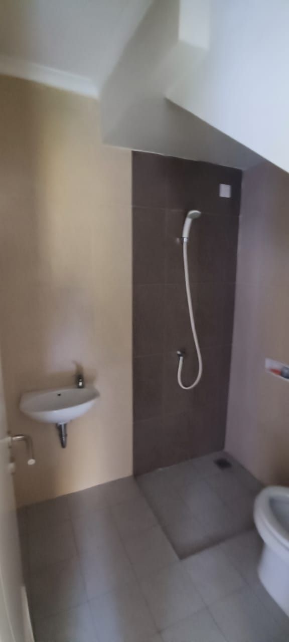 Rumah Dijual di Tangerang, foto 7 dari 10