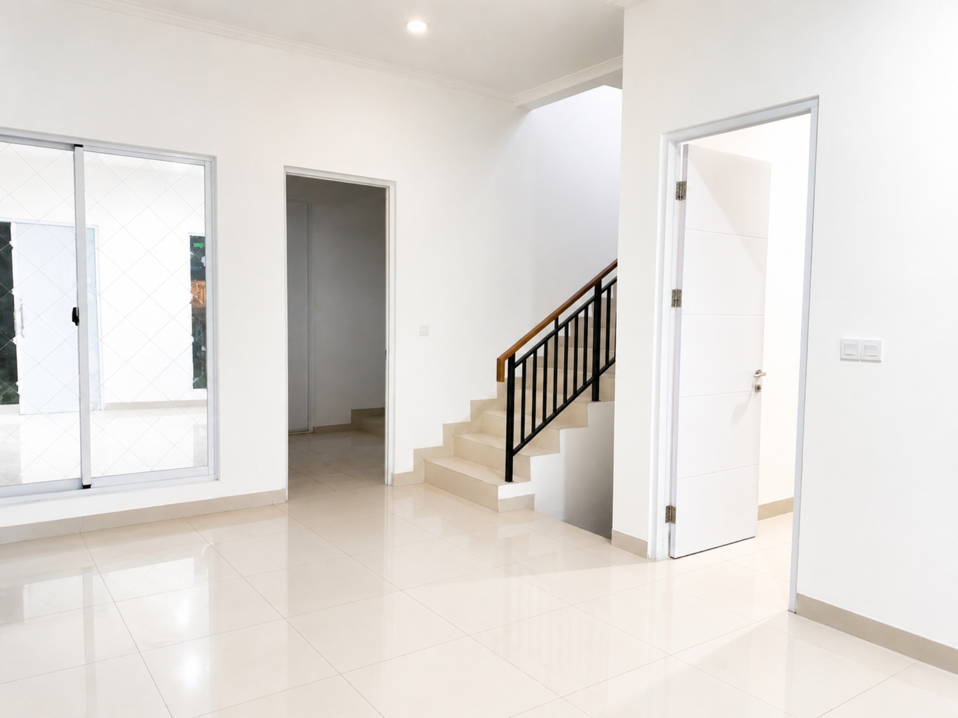 Rumah Dijual di Jakarta Barat, foto 2 dari 4