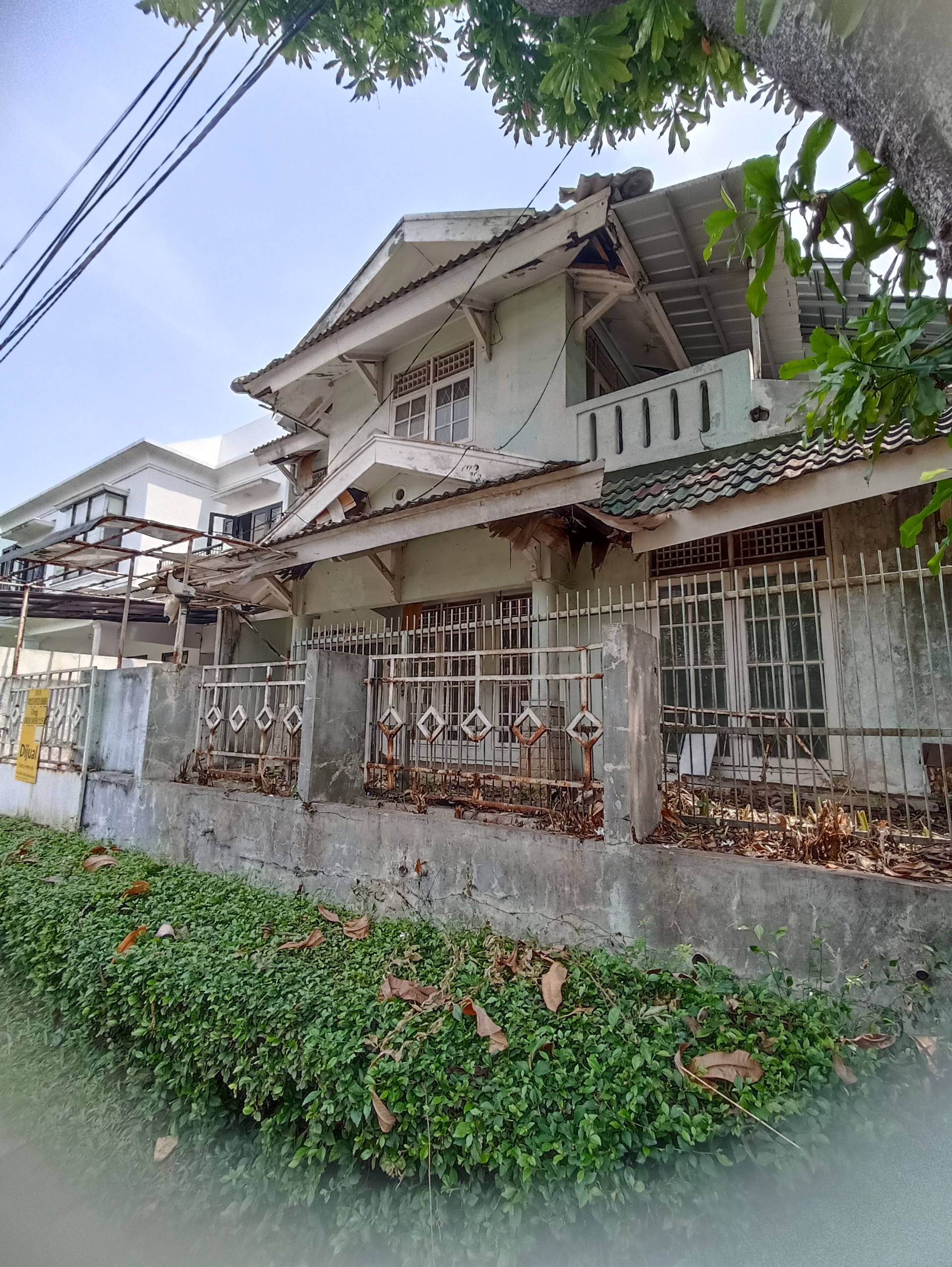 Rumah Dijual di Tangerang, foto 2 dari 10