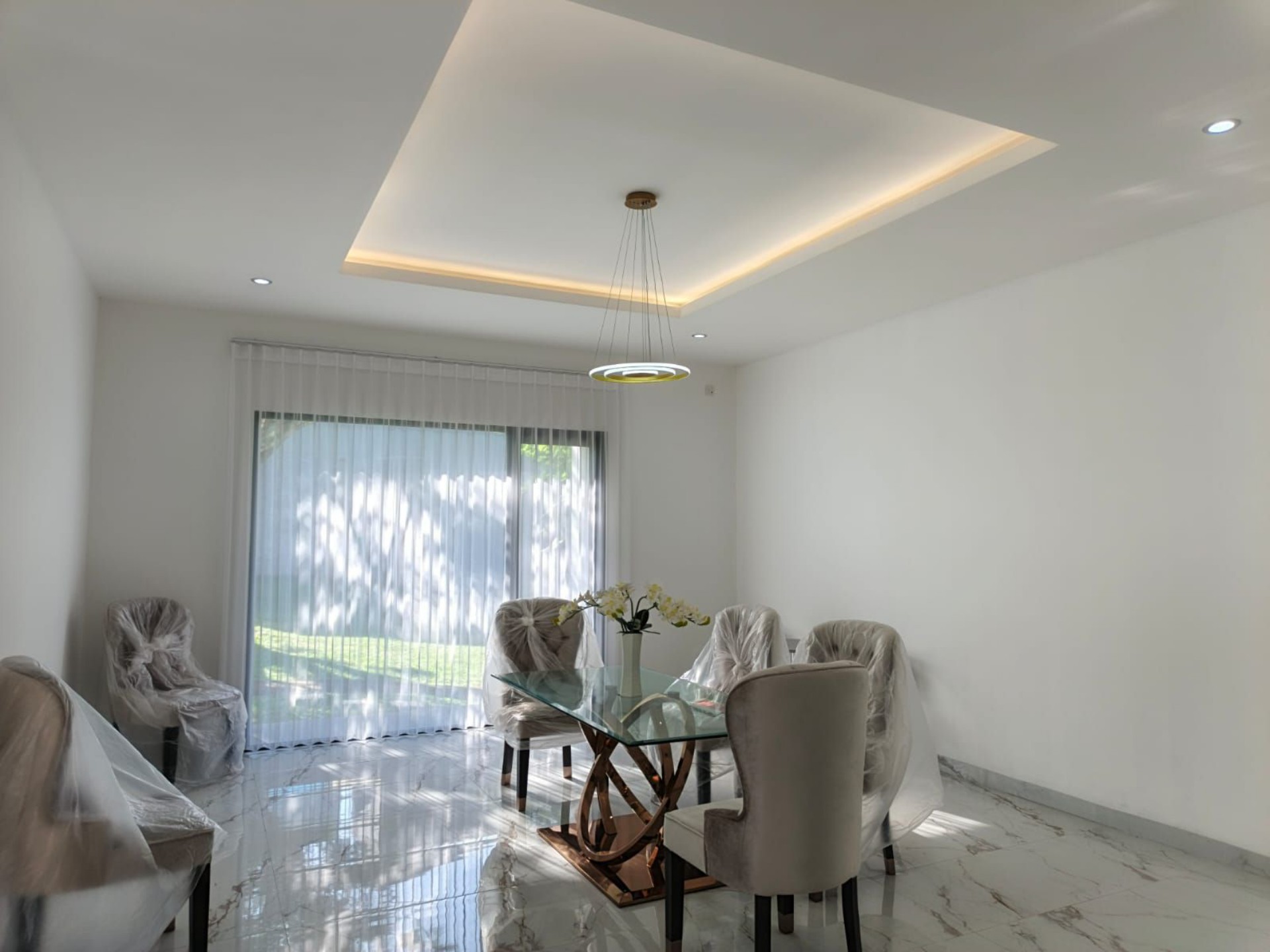 Rumah Dijual di Tangerang, foto 3 dari 10