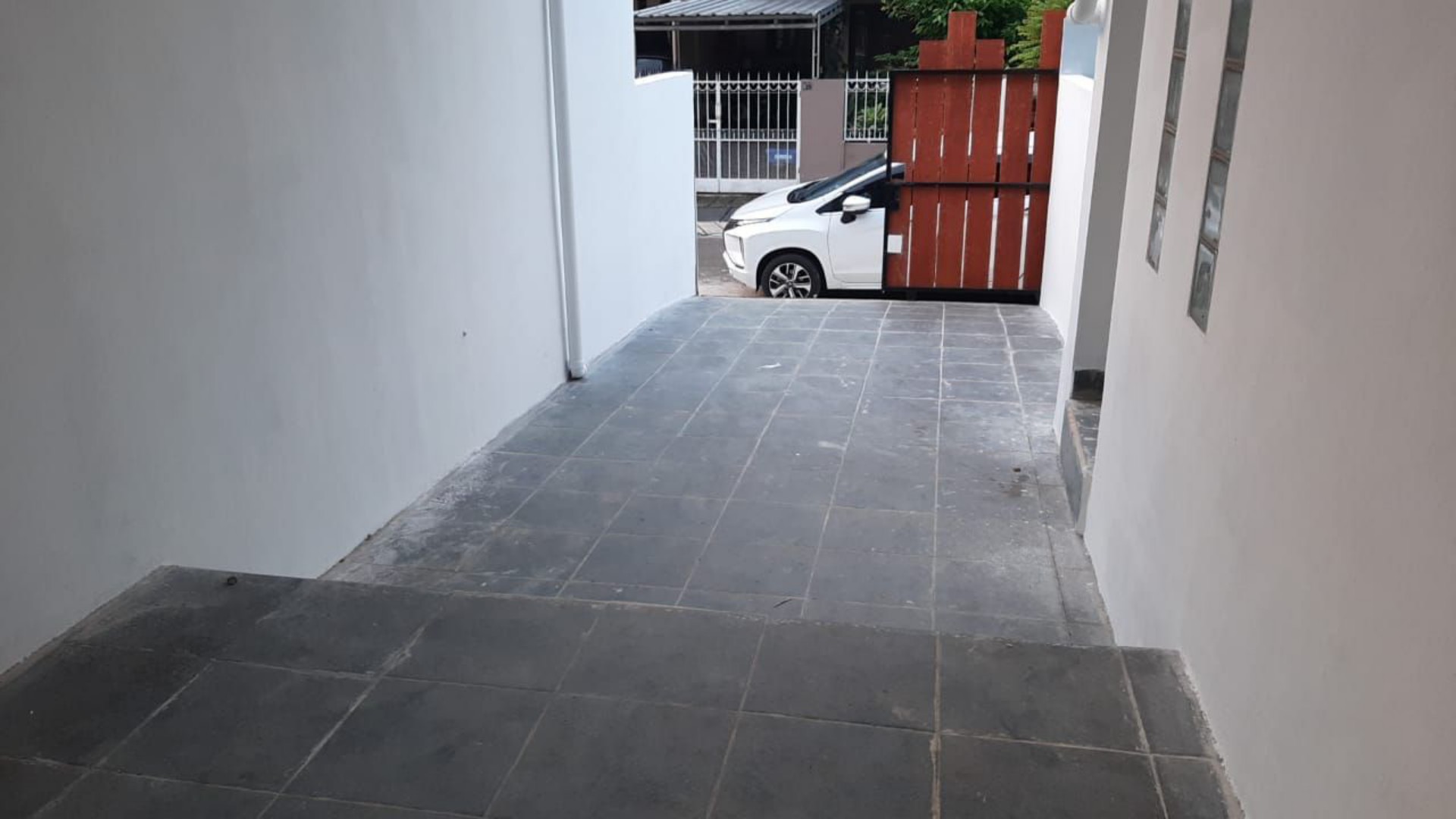 Rumah Disewa di Tangerang, foto 3 dari 10