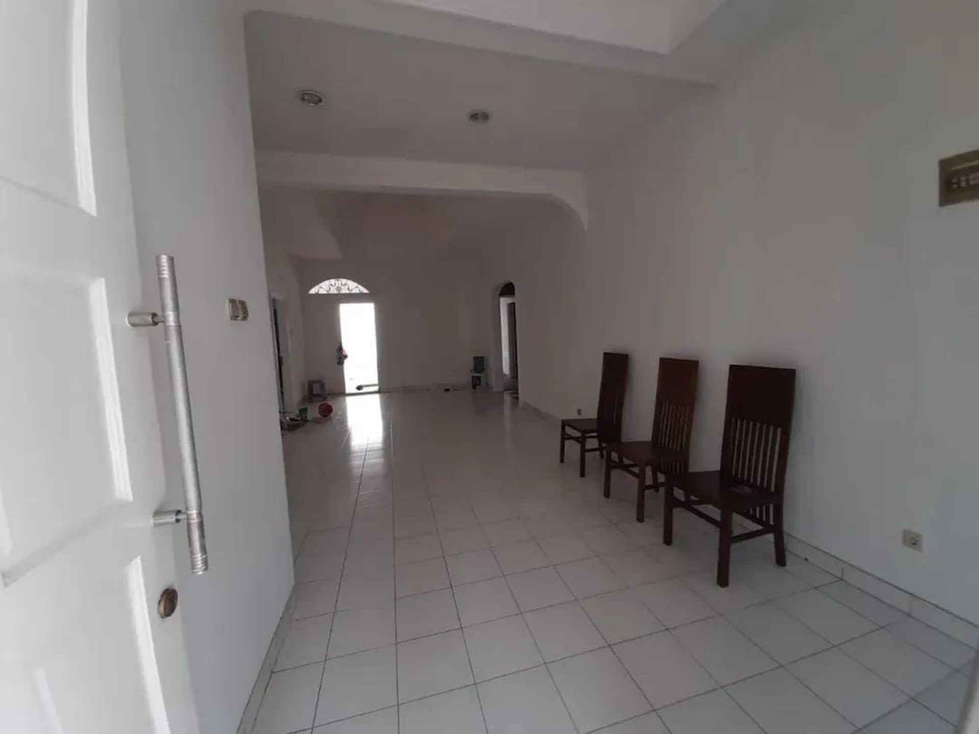 Rumah Disewa di Tangerang, foto 7 dari 10