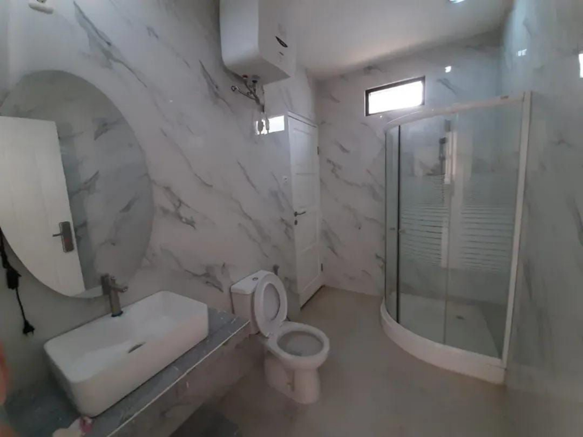 Rumah Disewa di Tangerang, foto 9 dari 10