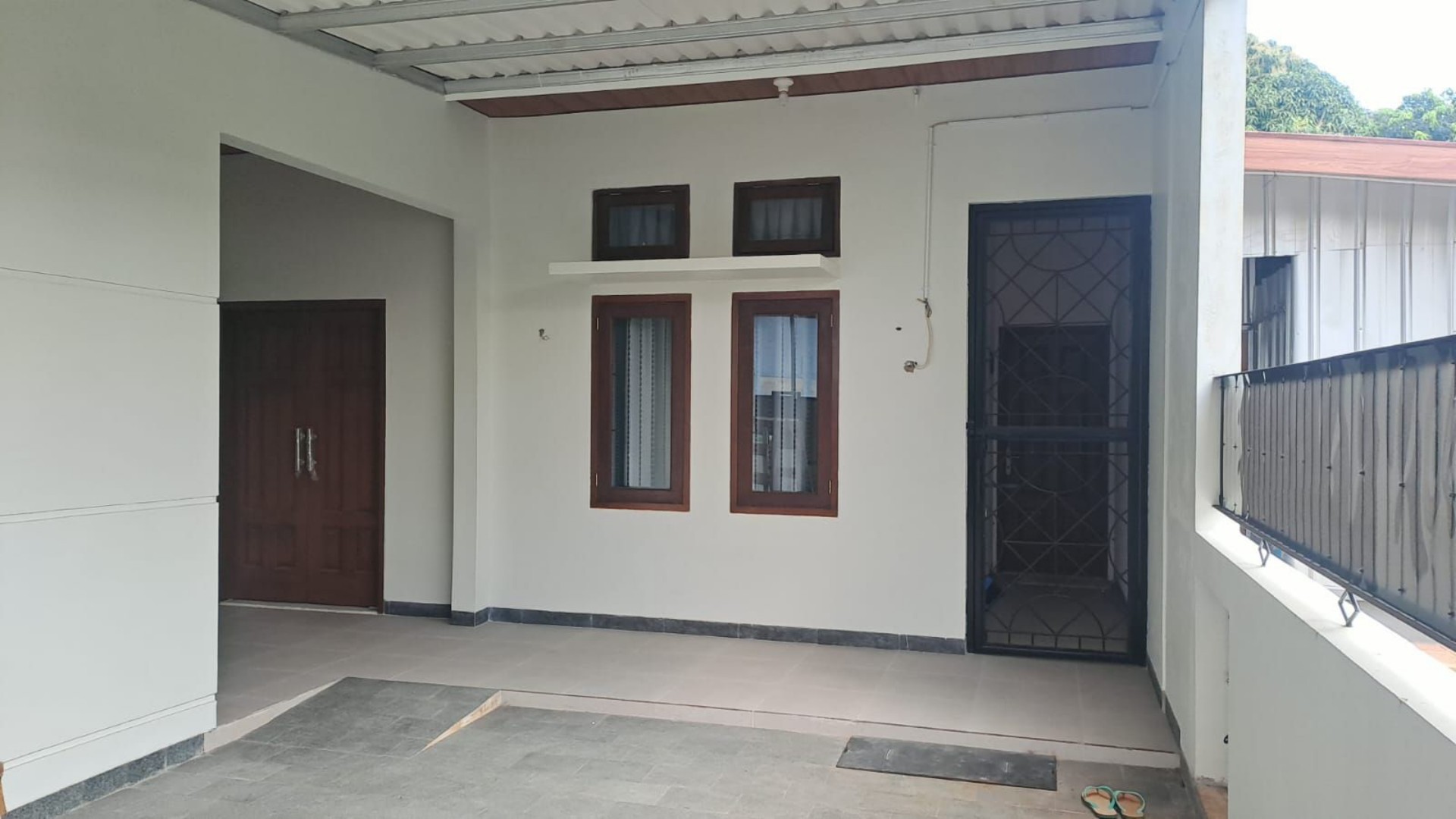 Rumah Disewa di Tangerang, foto 2 dari 10
