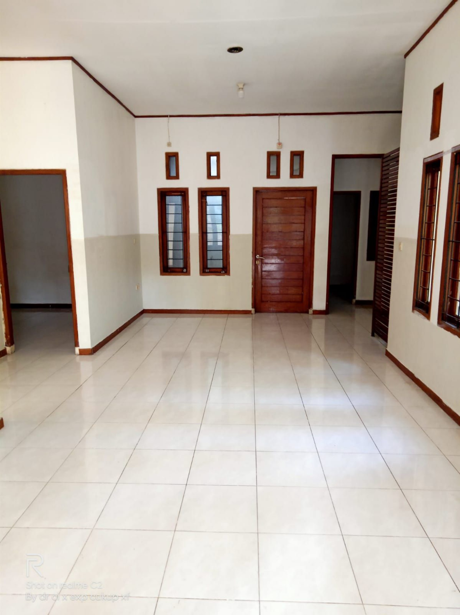 Rumah Dijual di Tangerang, foto 2 dari 8