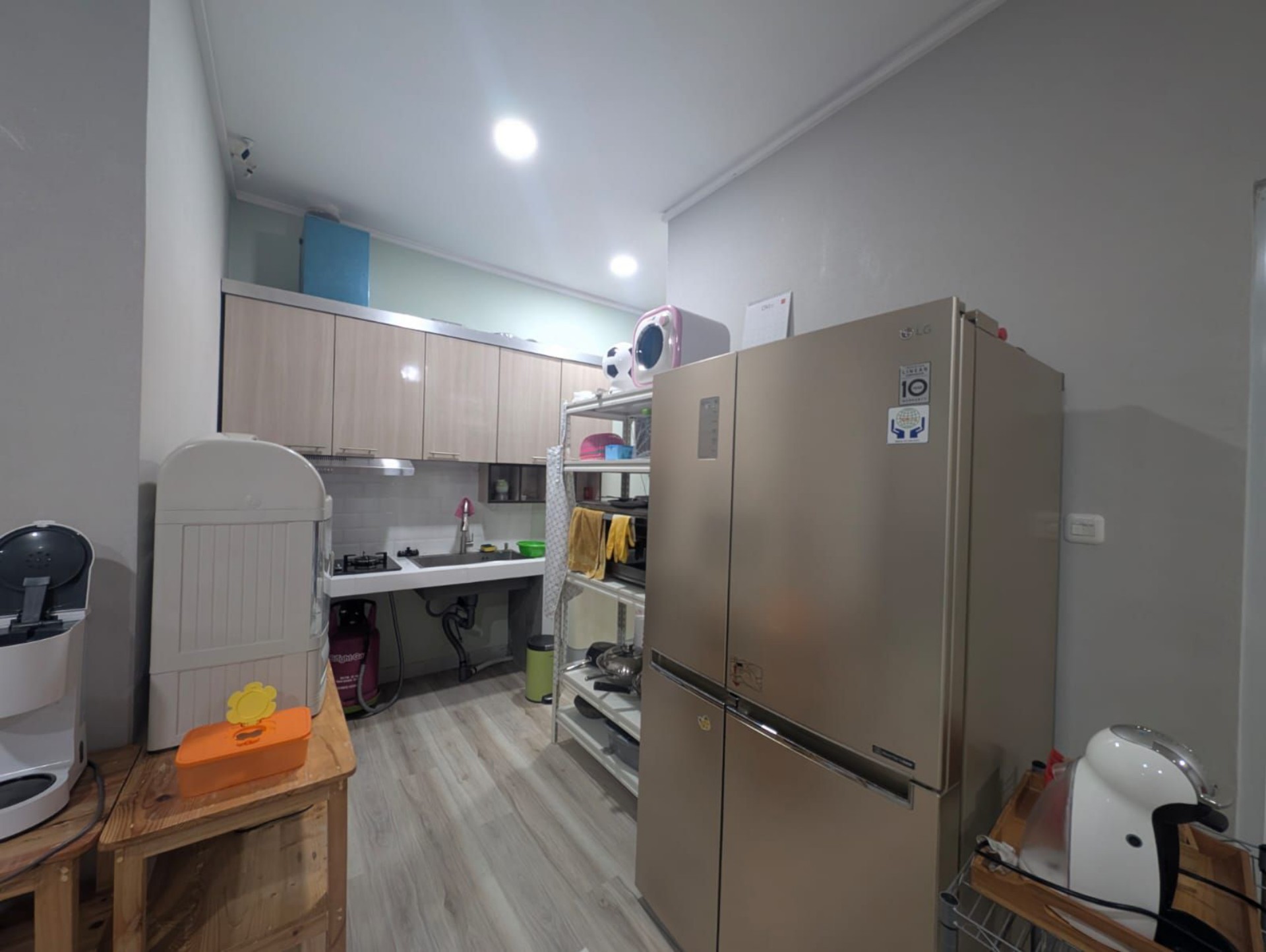 Rumah Dijual di Tangerang, foto 2 dari 8