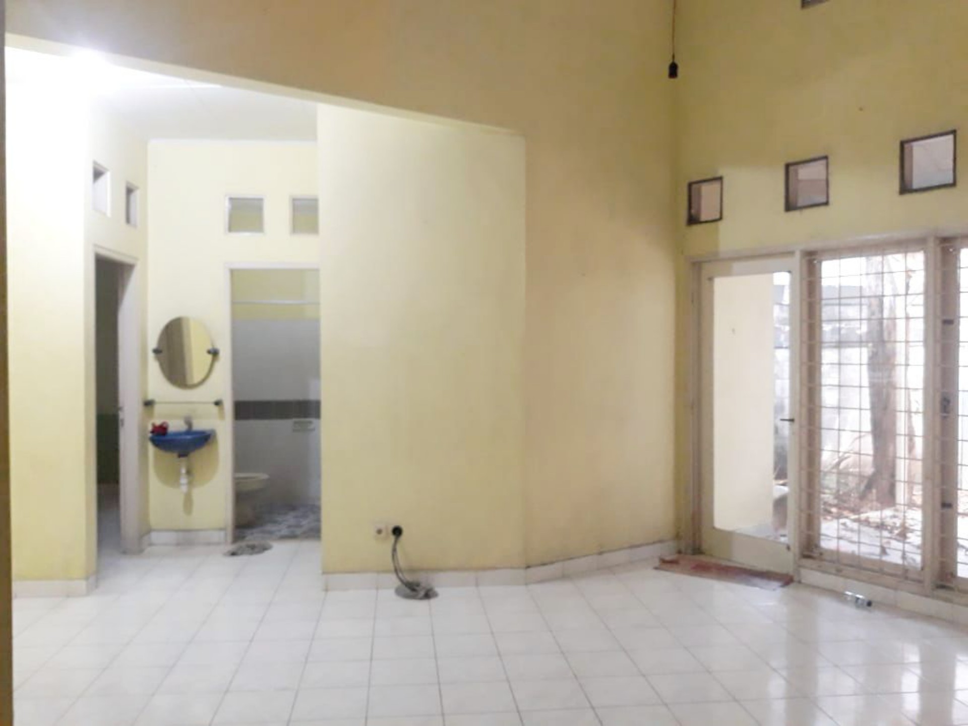 Rumah Dijual di Tangerang, foto 2 dari 7