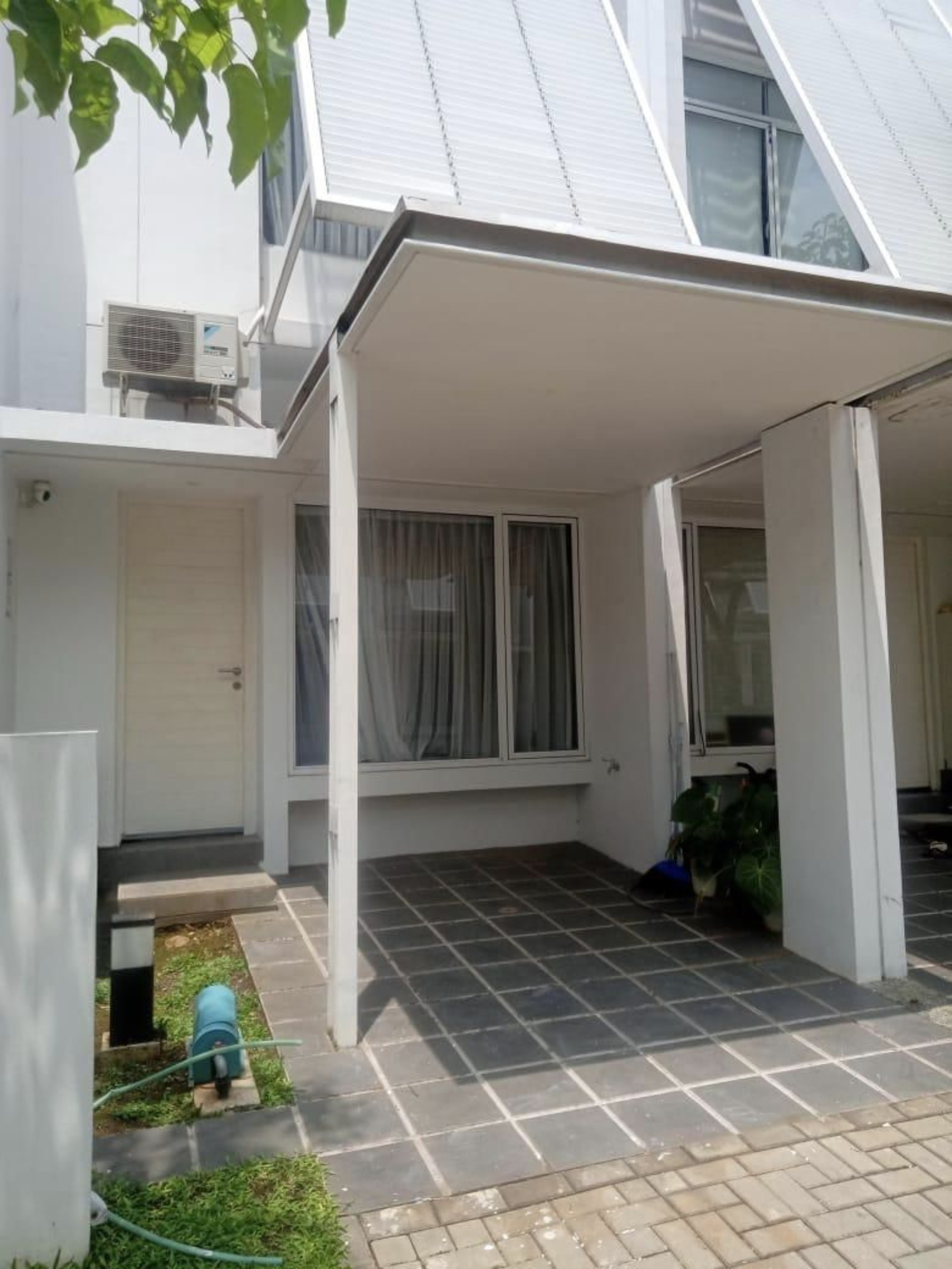 Rumah Dijual di Tangerang, foto 1 dari 6