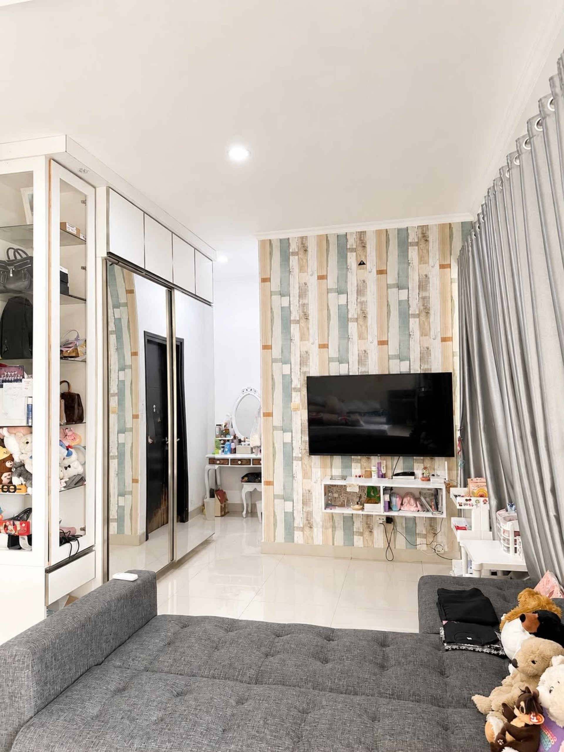 Rumah Disewa di Tangerang, foto 2 dari 3