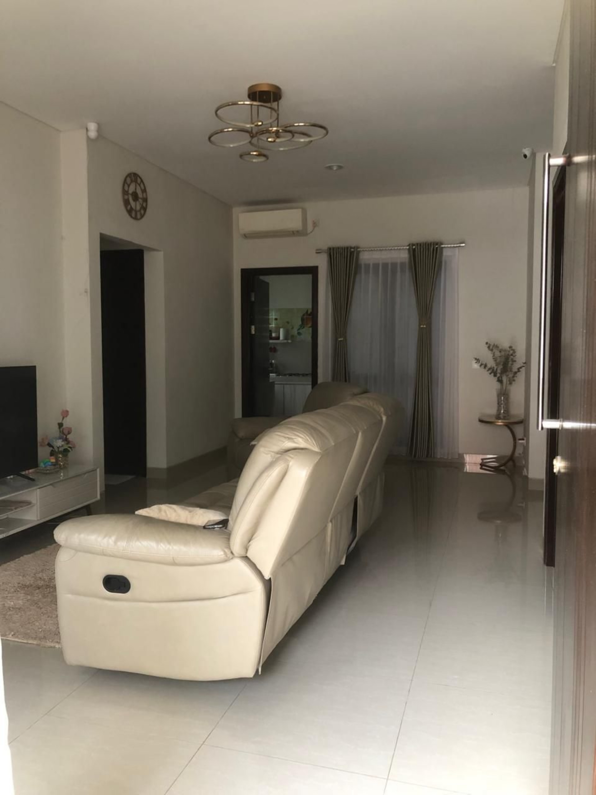 Rumah Dijual di Tangerang, foto 2 dari 6