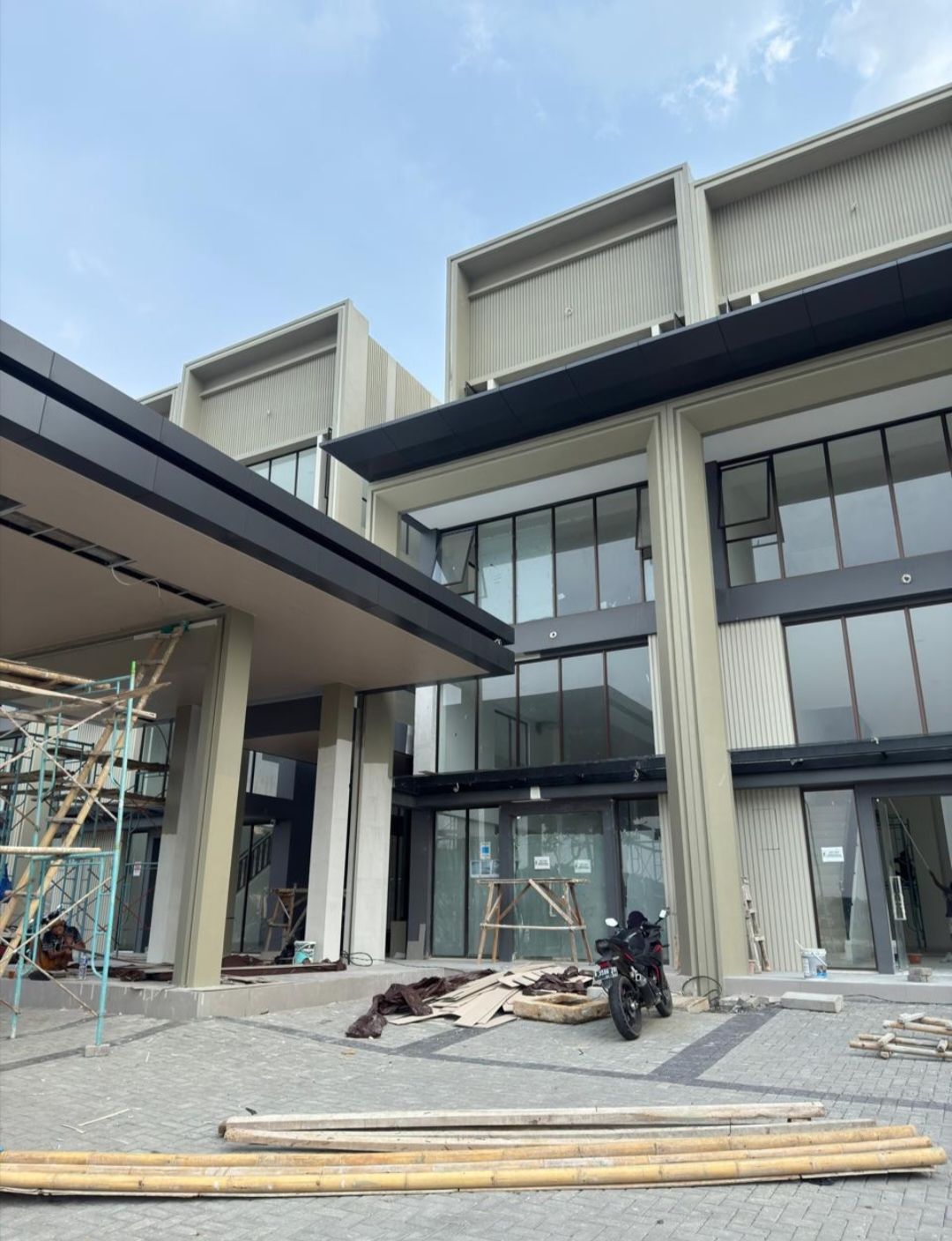 Ruko Disewa di Tangerang, foto 1 dari 7