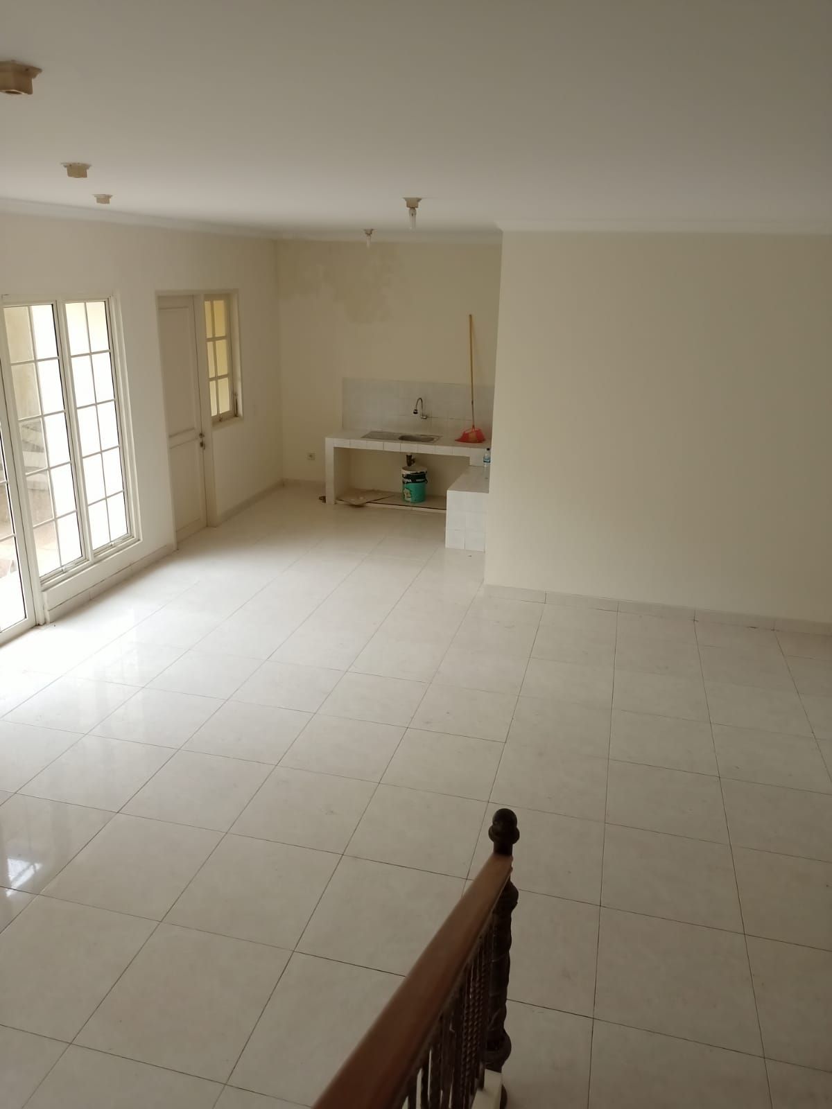 Rumah Disewa di Tangerang, foto 1 dari 9