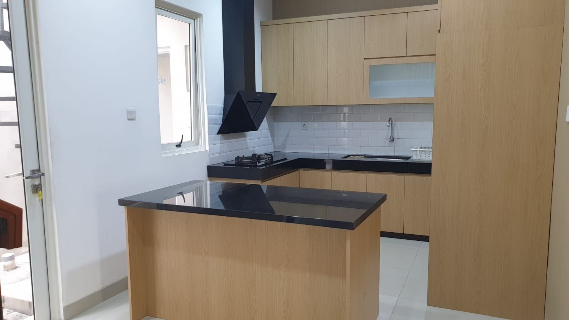 Rumah Disewa di Tangerang, foto 9 dari 10