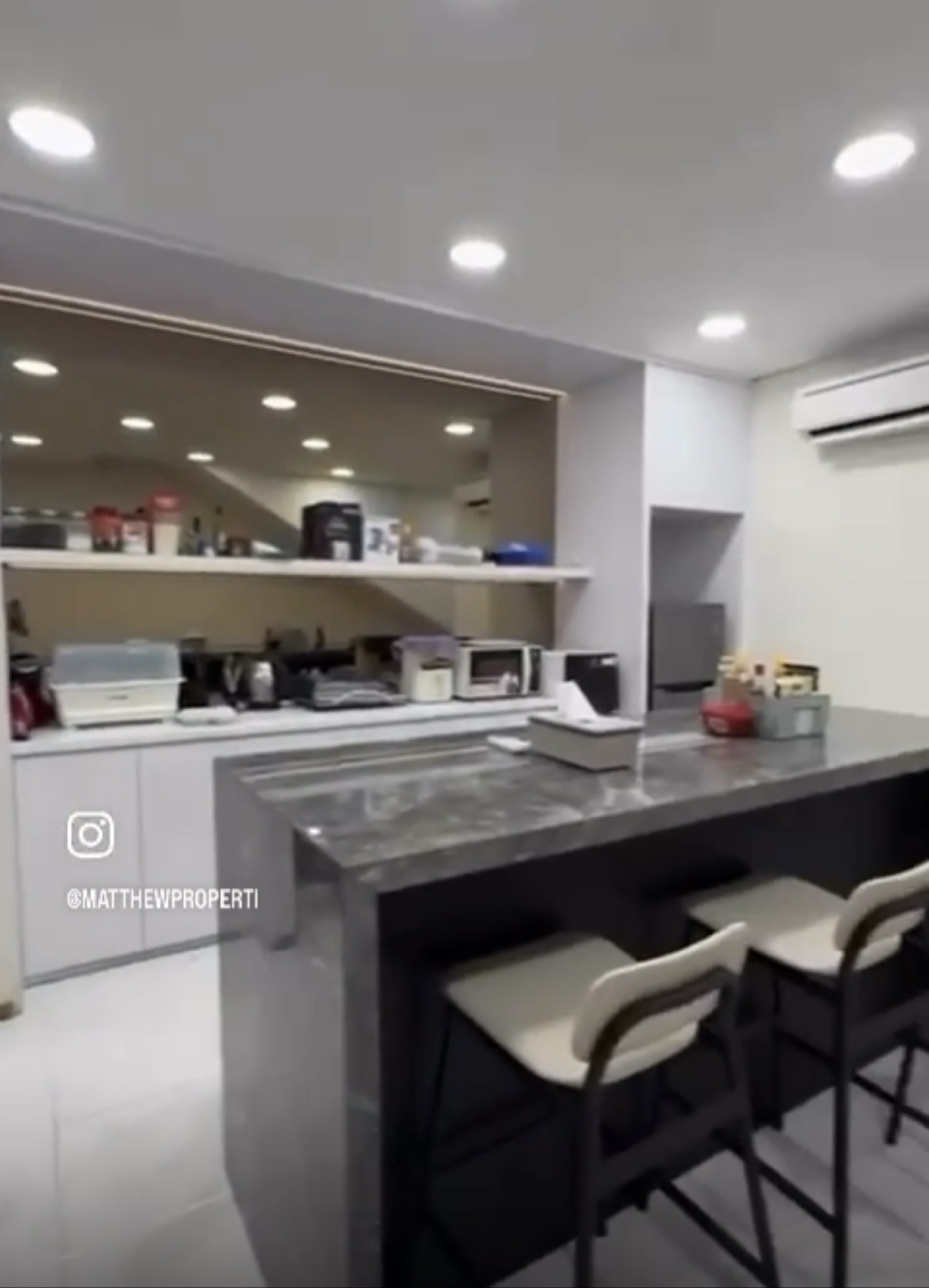 Ruko Dijual di Jakarta Barat, foto 1 dari 10