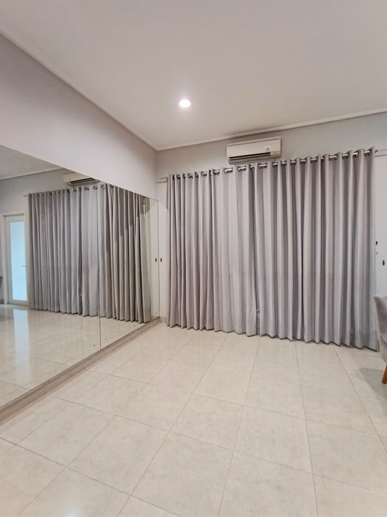 Rumah Dijual di Tangerang, foto 1 dari 7