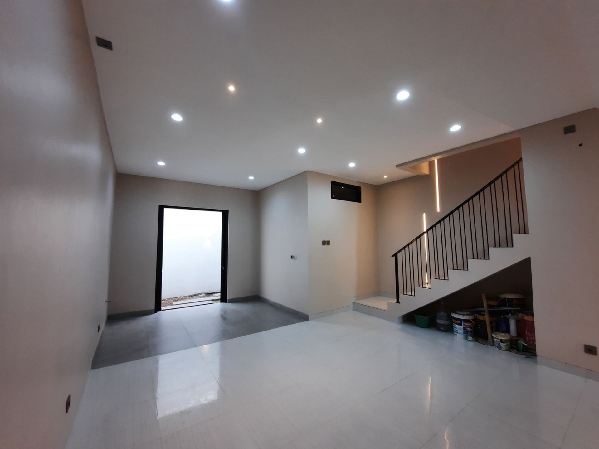 Rumah Dijual di Tangerang, foto 1 dari 10