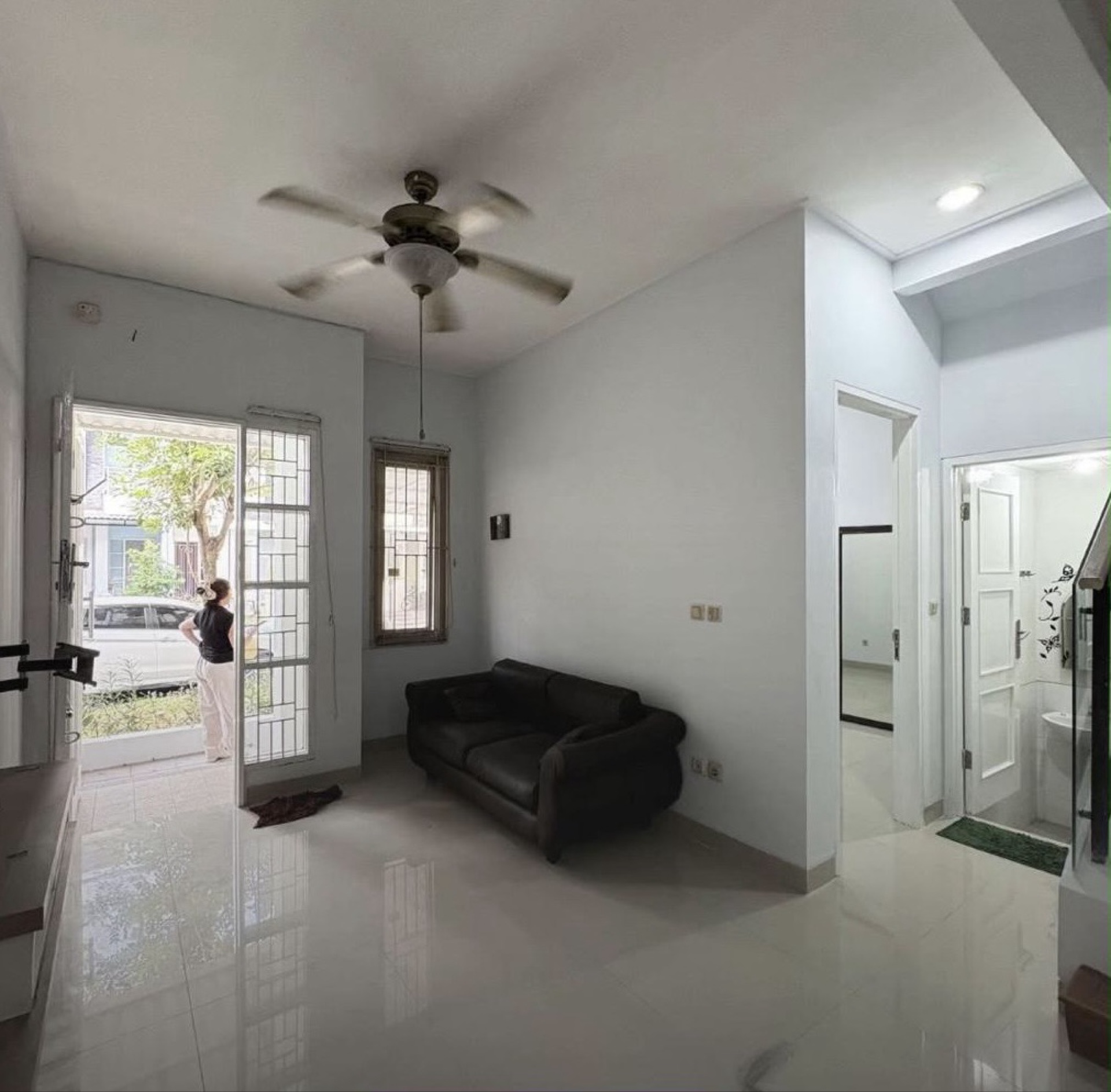 Rumah Disewa di Tangerang, foto 5 dari 10
