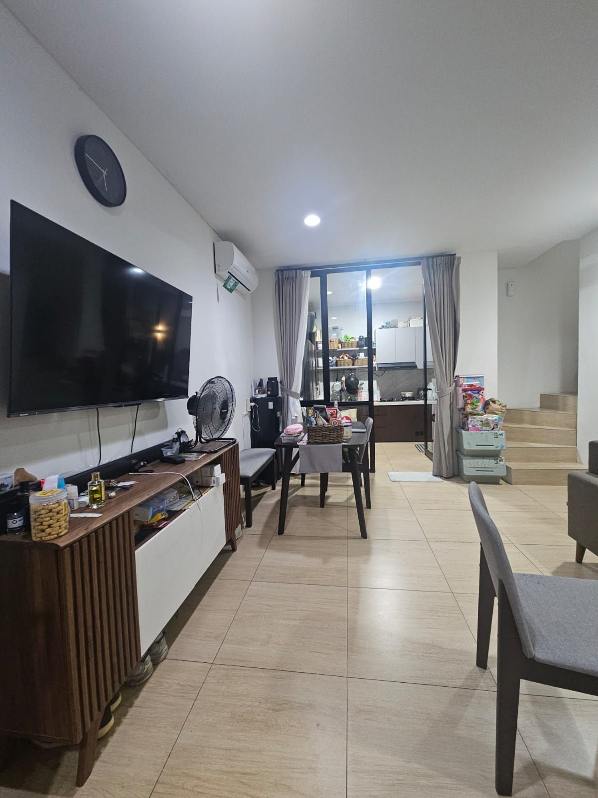 Rumah Dijual di Tangerang, foto 1 dari 9
