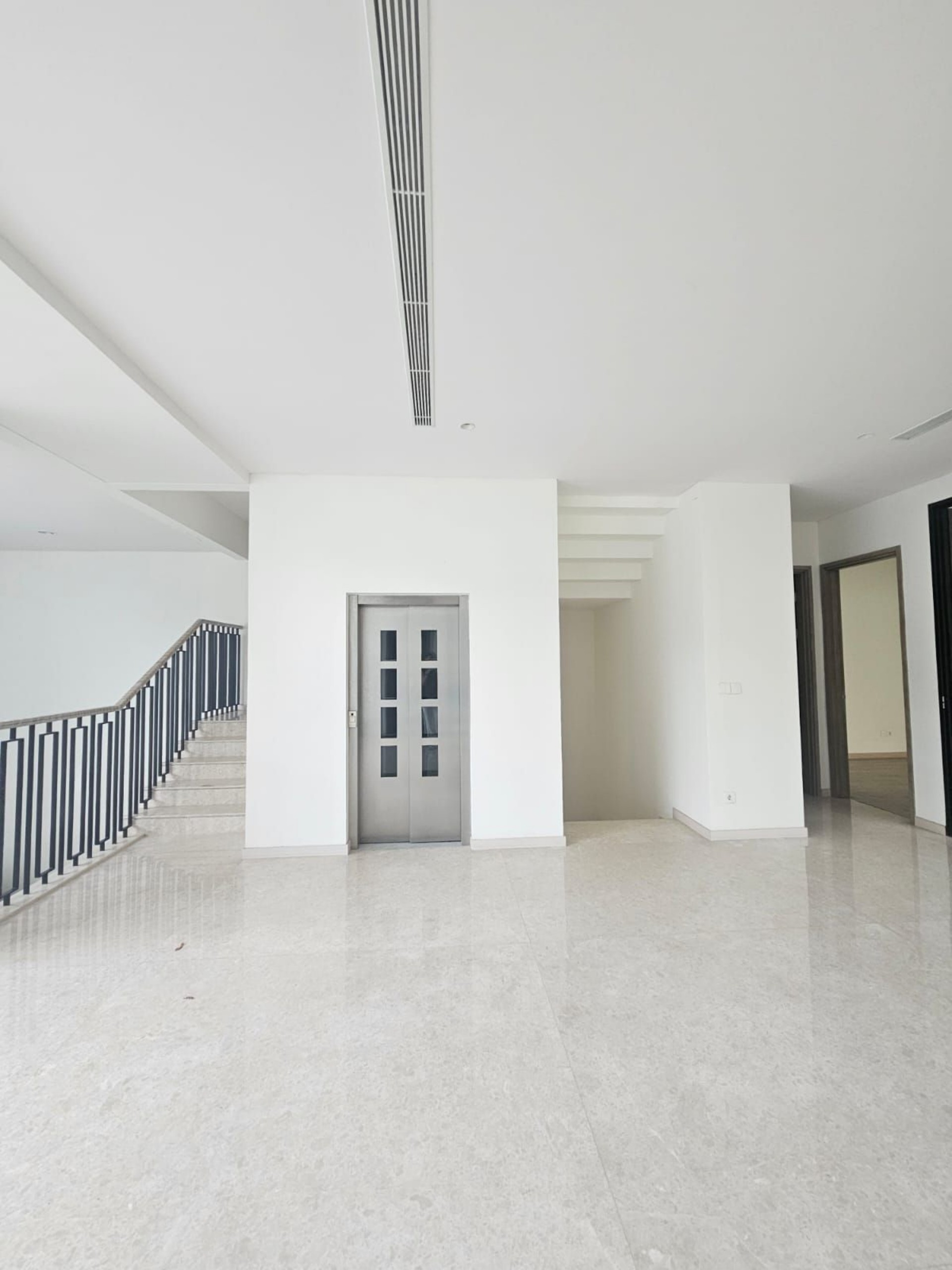 Rumah Dijual di Tangerang, foto 1 dari 10