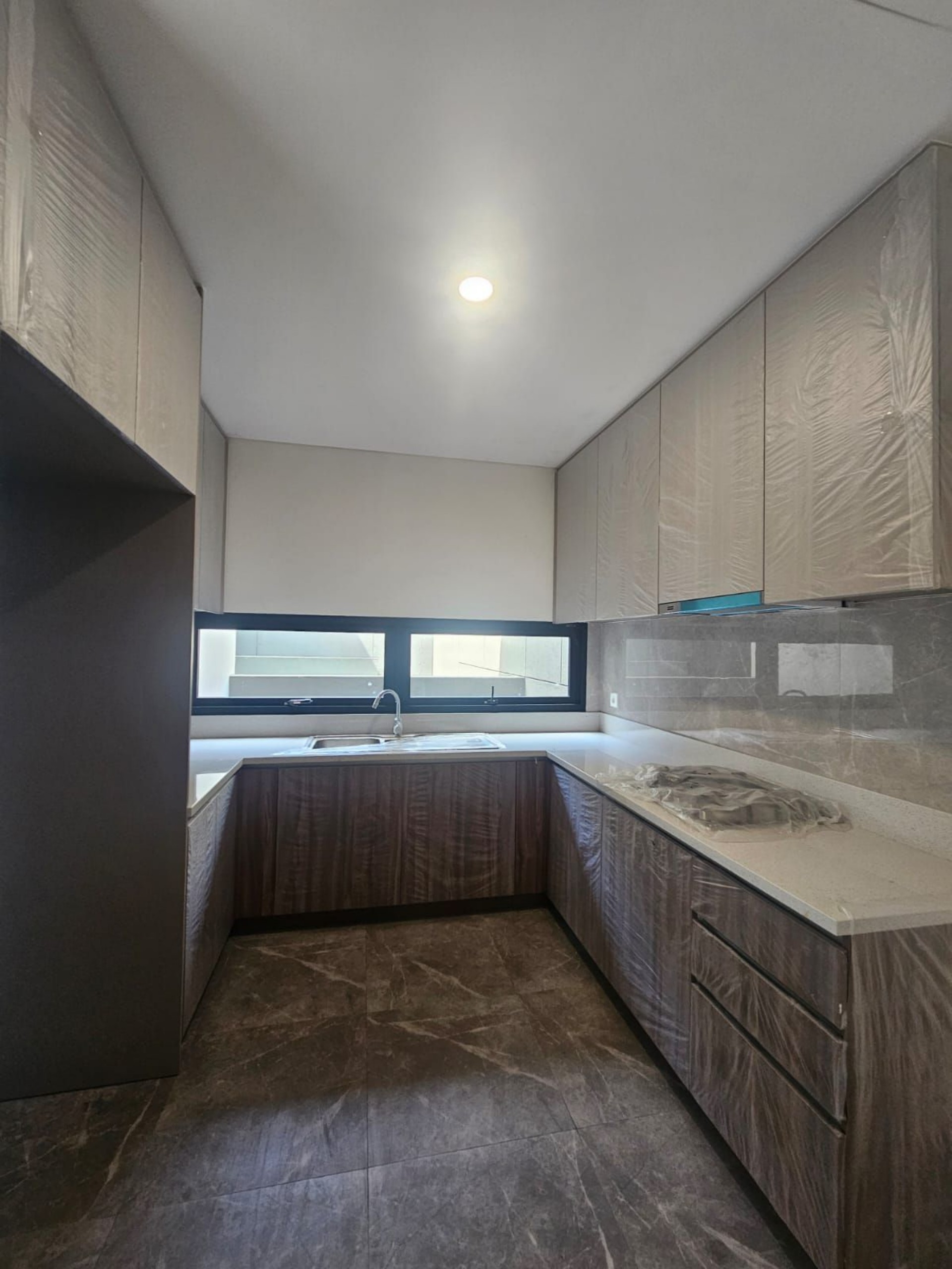 Rumah Dijual di Tangerang, foto 1 dari 10