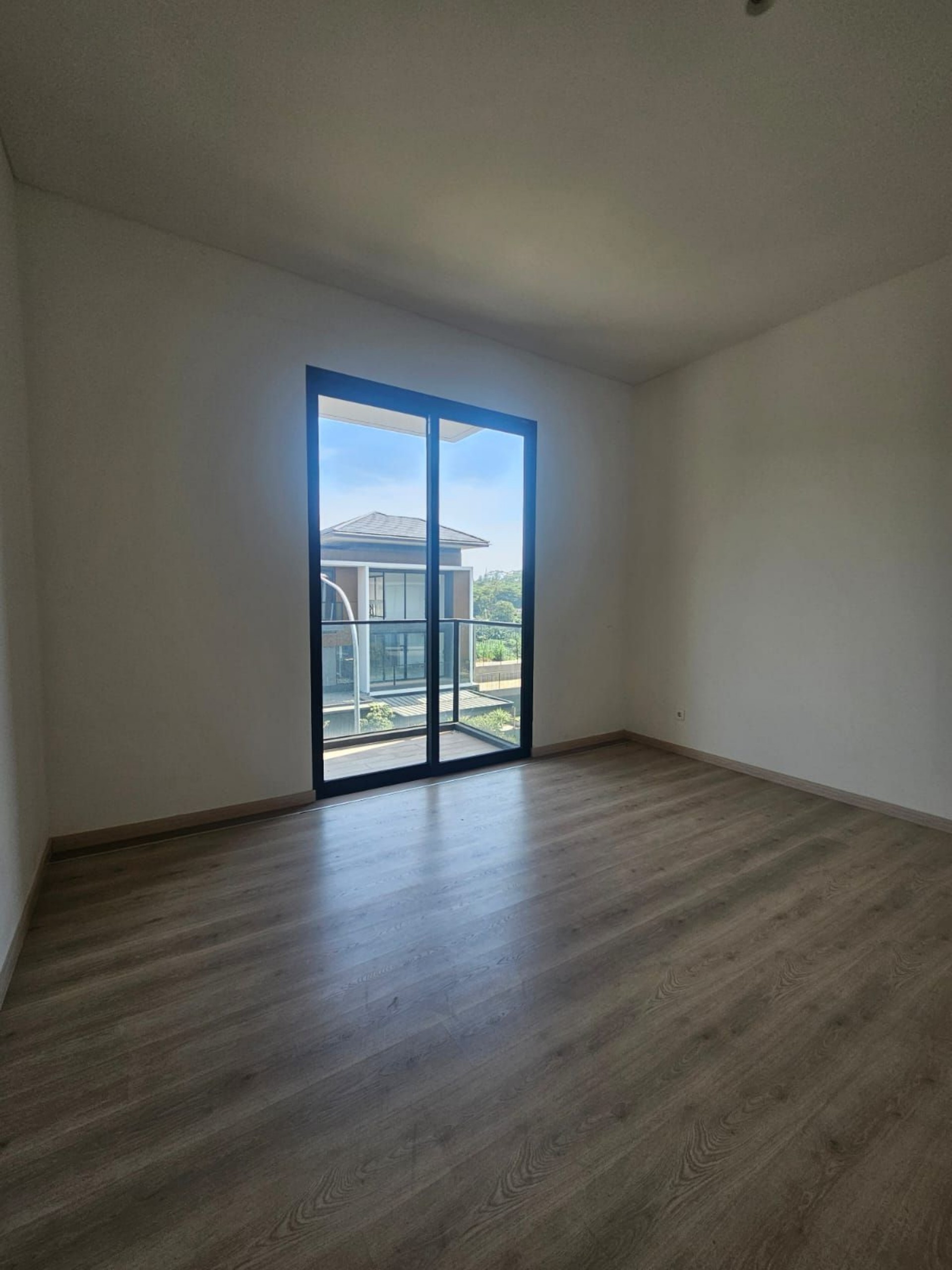 Rumah Dijual di Tangerang, foto 1 dari 10