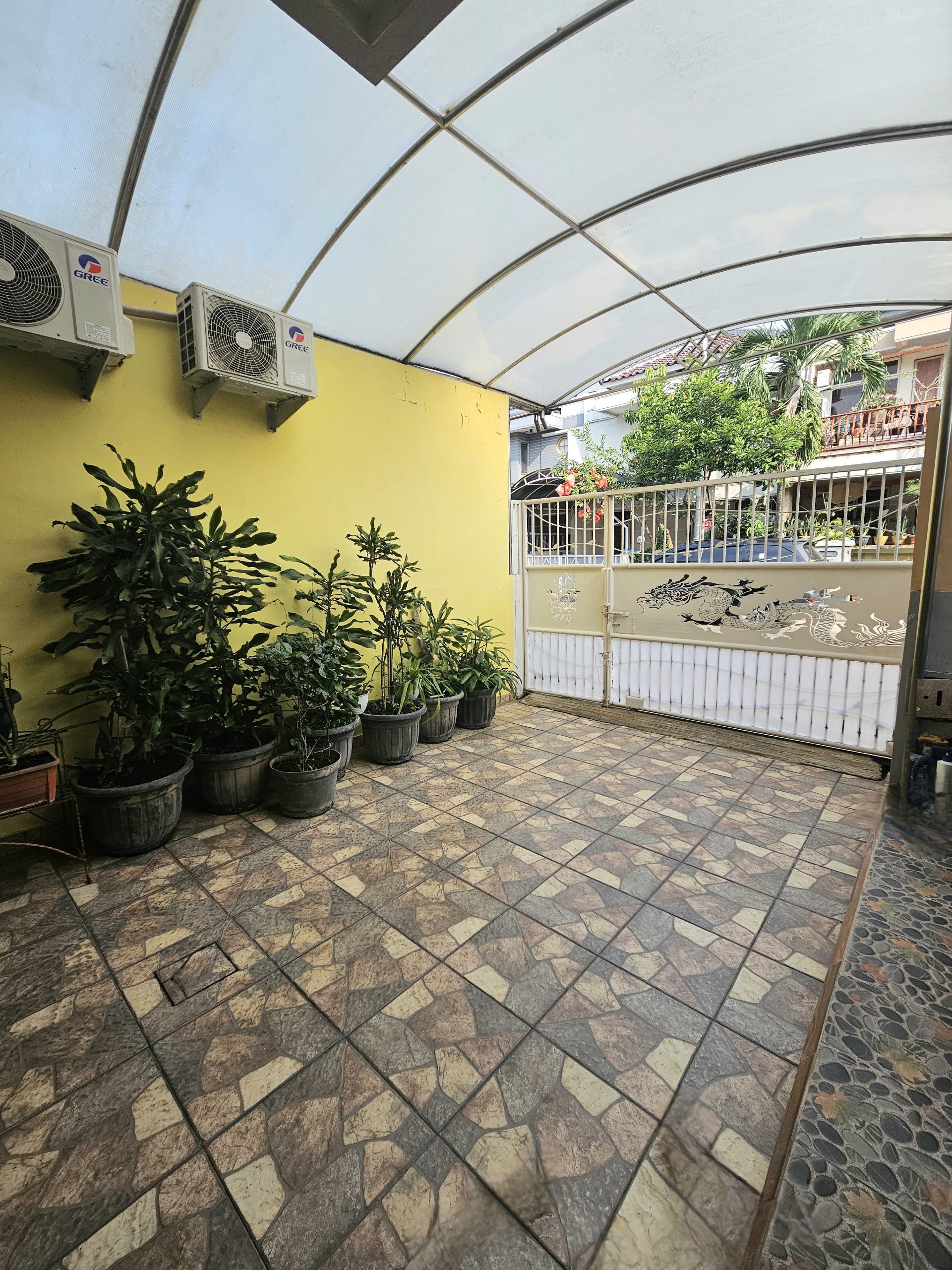 Rumah Dijual di Tangerang, foto 1 dari 10