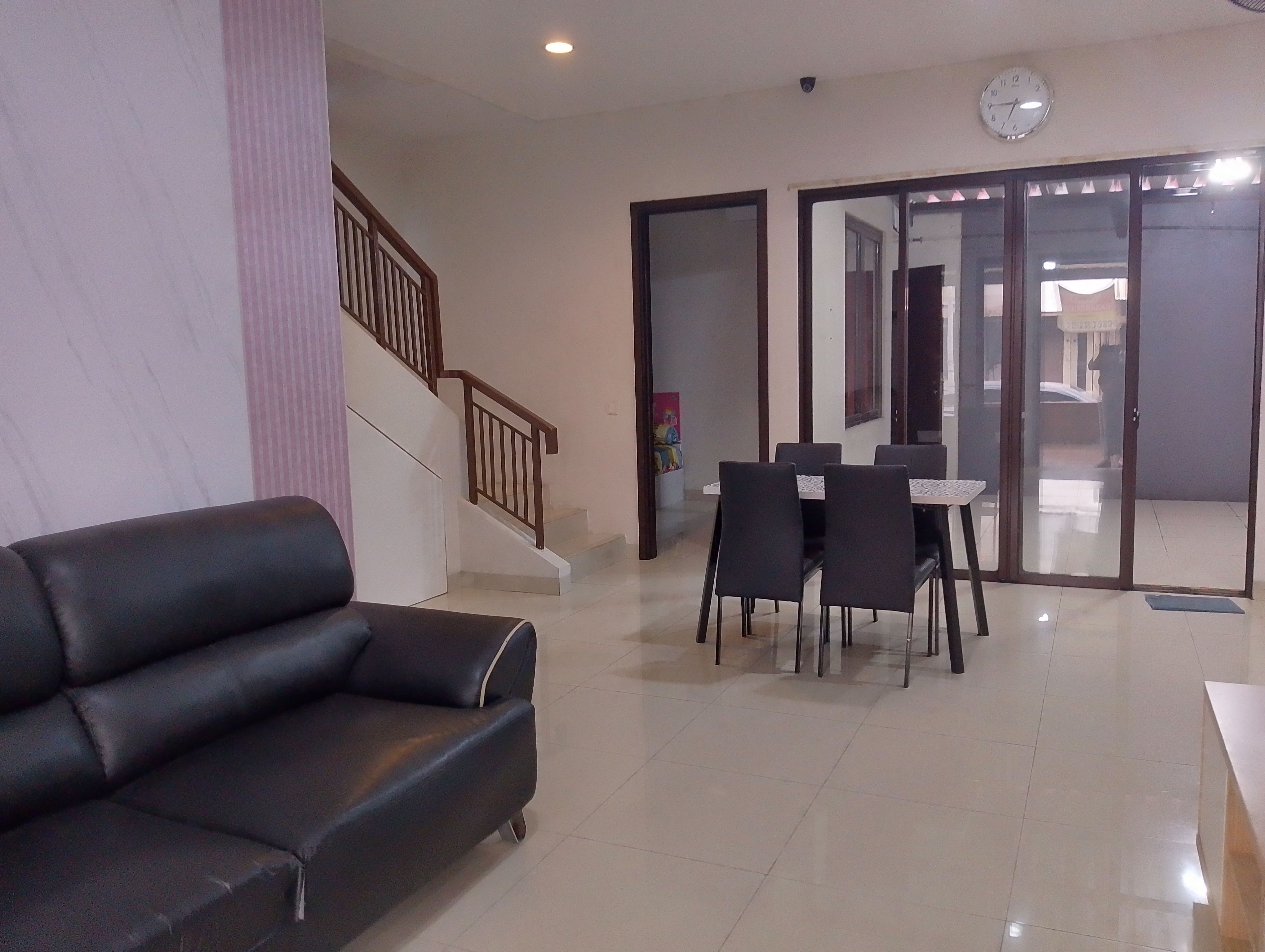 Rumah Dijual di Tangerang, foto 2 dari 10