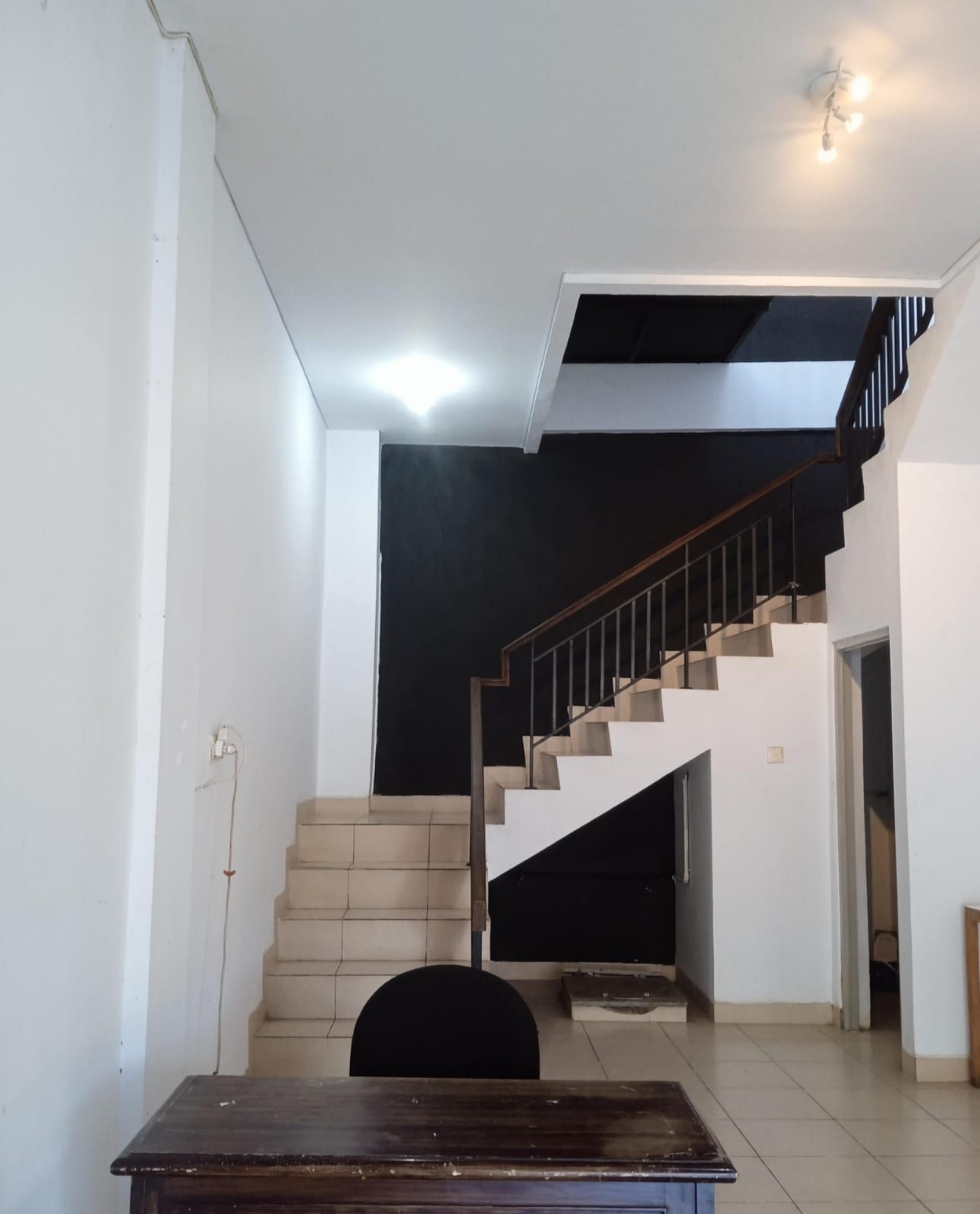Ruko Disewa di Jakarta Barat, foto 2 dari 4
