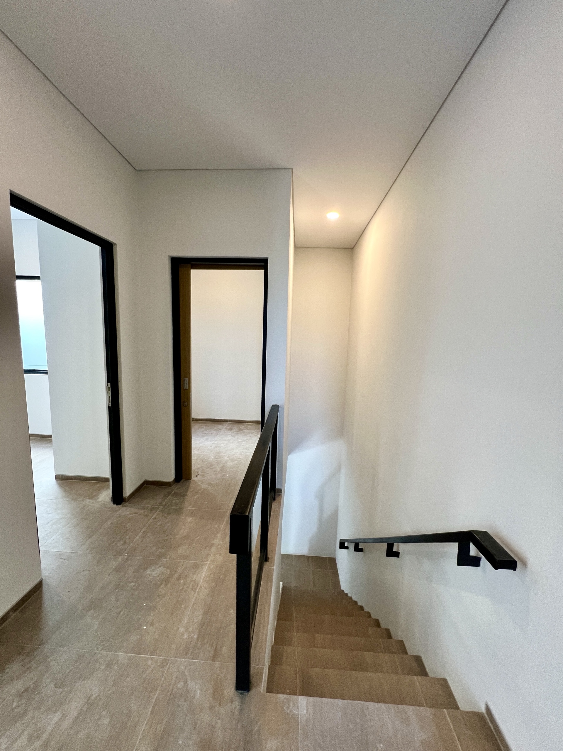 Rumah Disewa di Tangerang, foto 1 dari 10