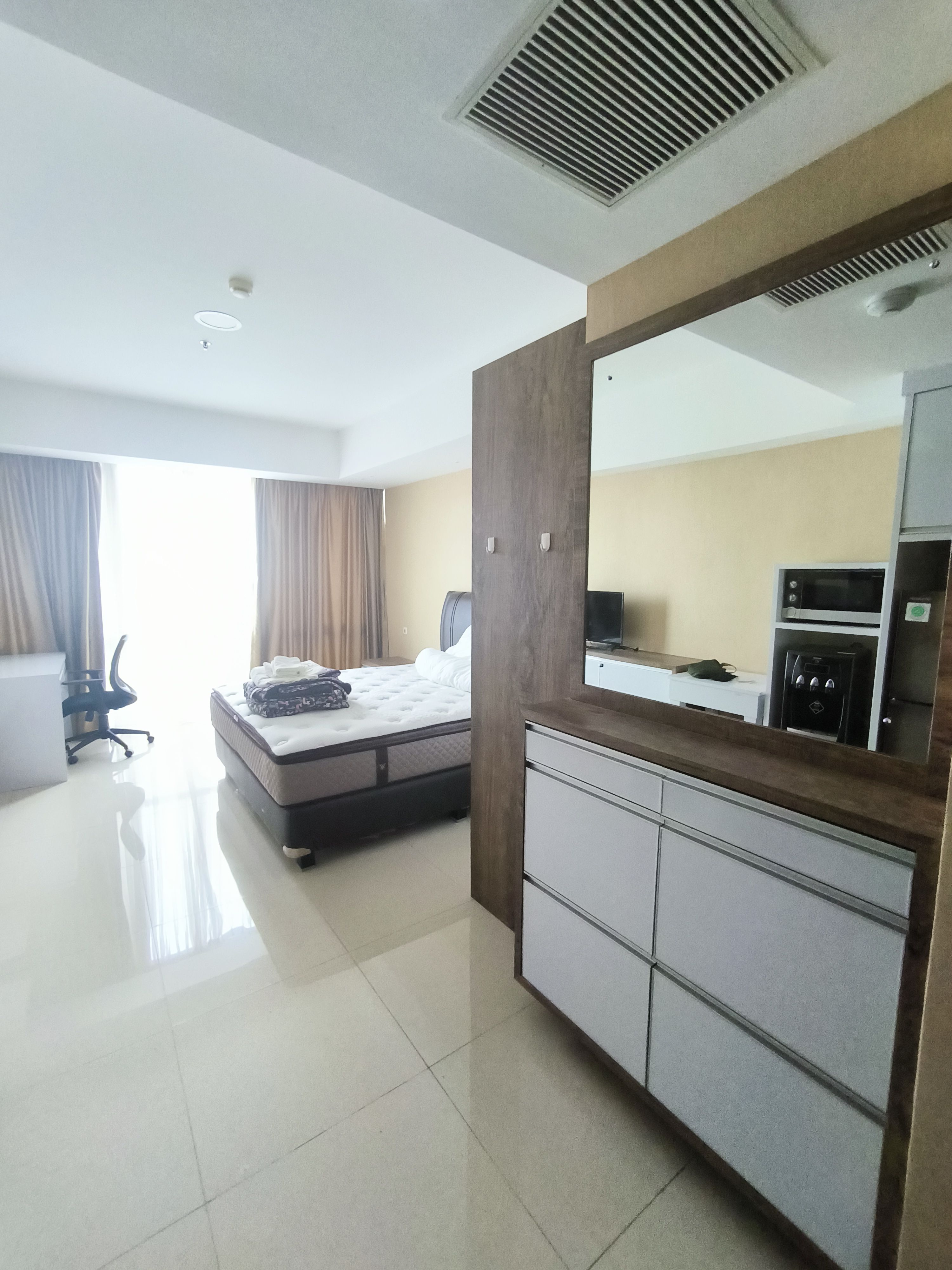 Rumah Disewa di Karawaci, Tangerang, foto 1 dari 4