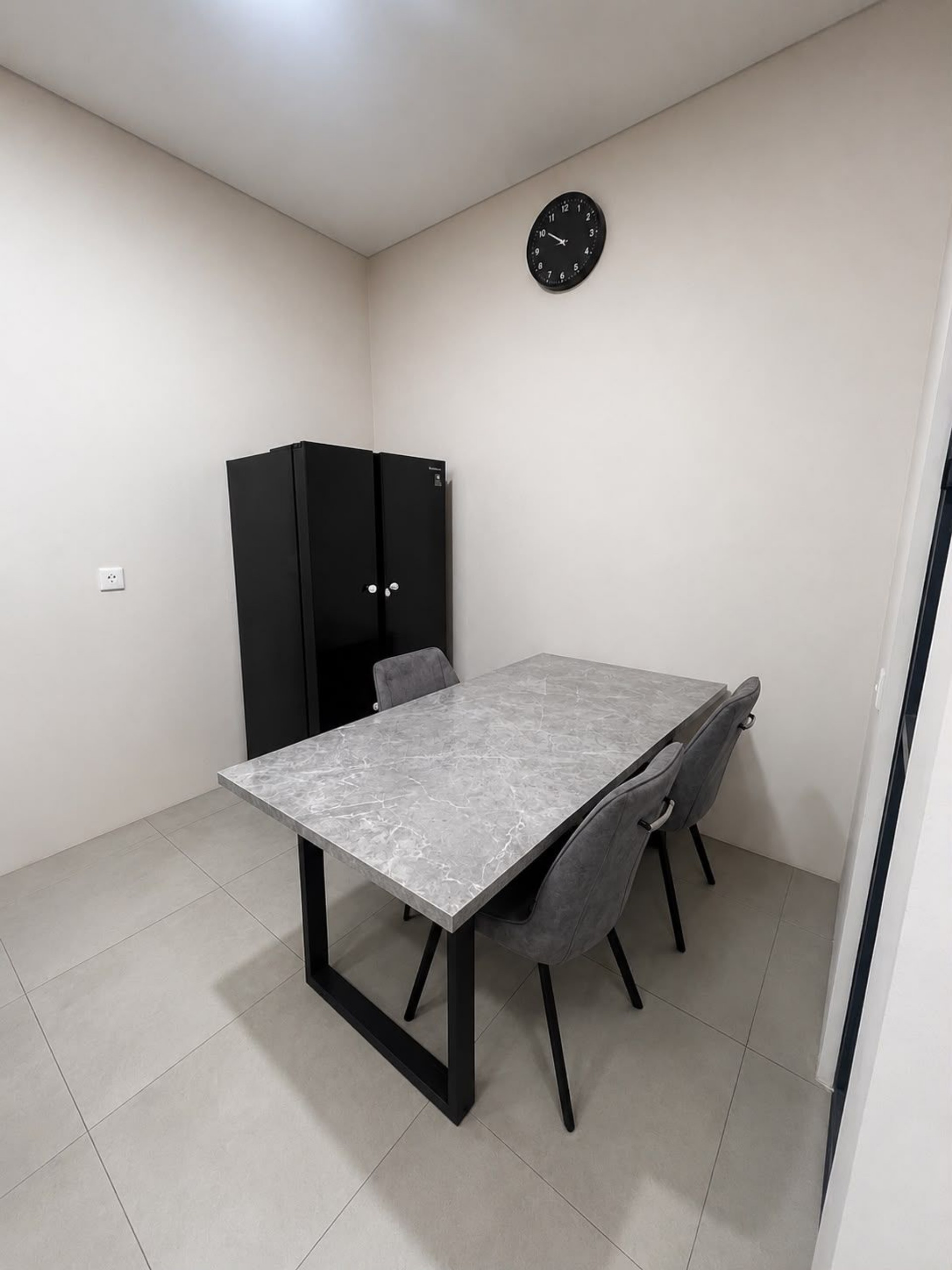 Rumah Disewa di Tangerang, foto 1 dari 10