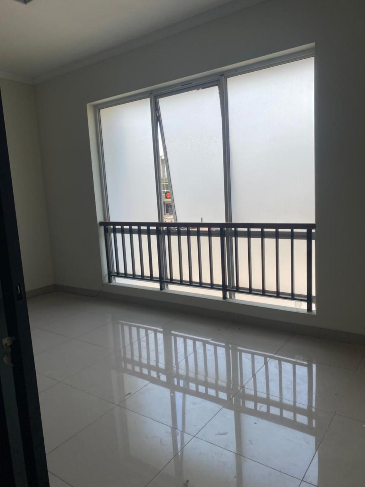 Ruko Disewa di Tangerang, foto 1 dari 8