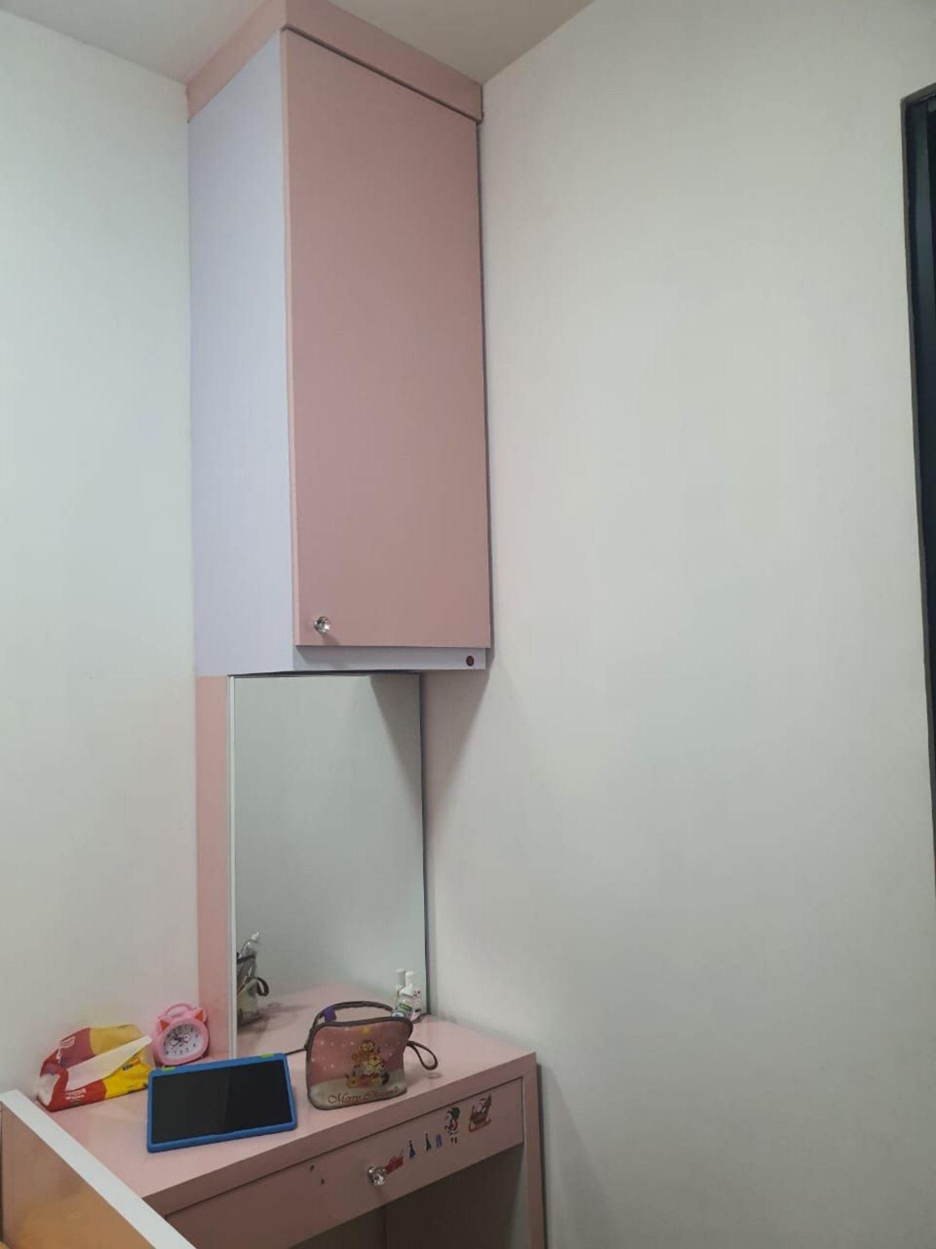 Rumah Dijual di Jakarta Barat, foto 2 dari 10