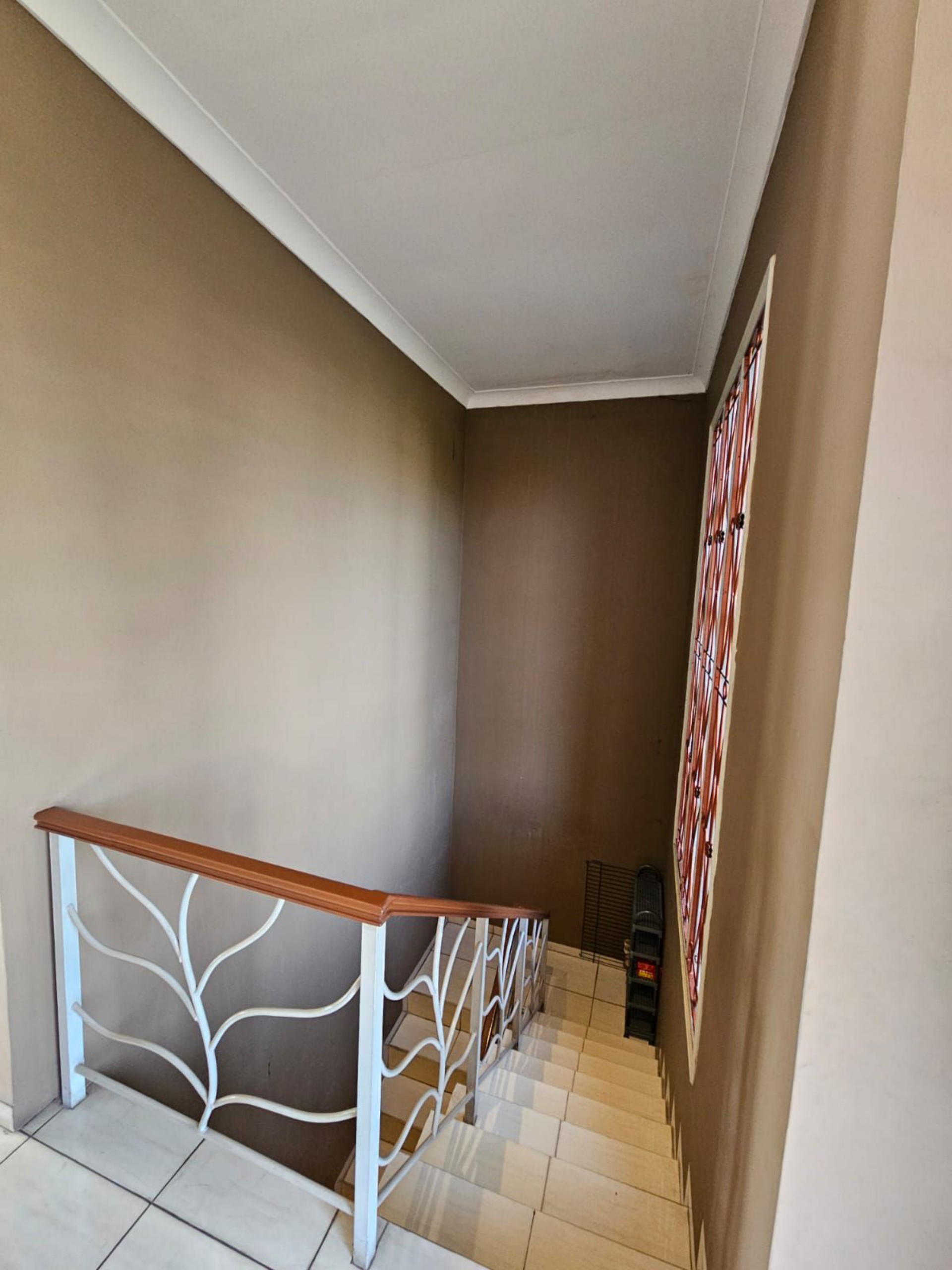Rumah Dijual di Tangerang, foto 2 dari 8