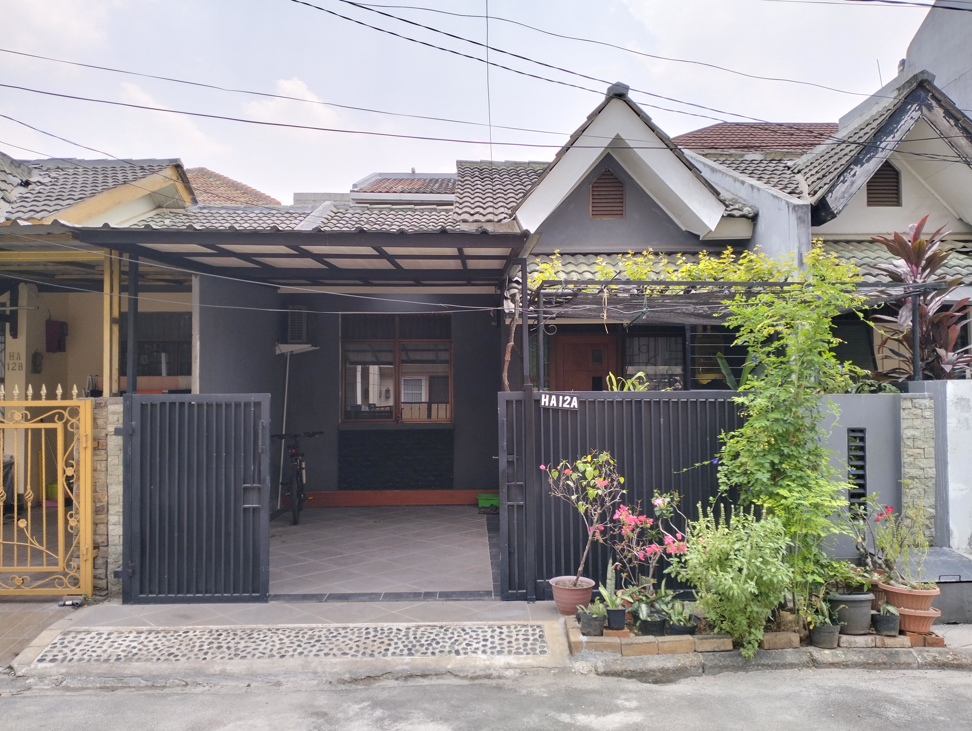 Rumah Disewa di Tangerang, foto 1 dari 10