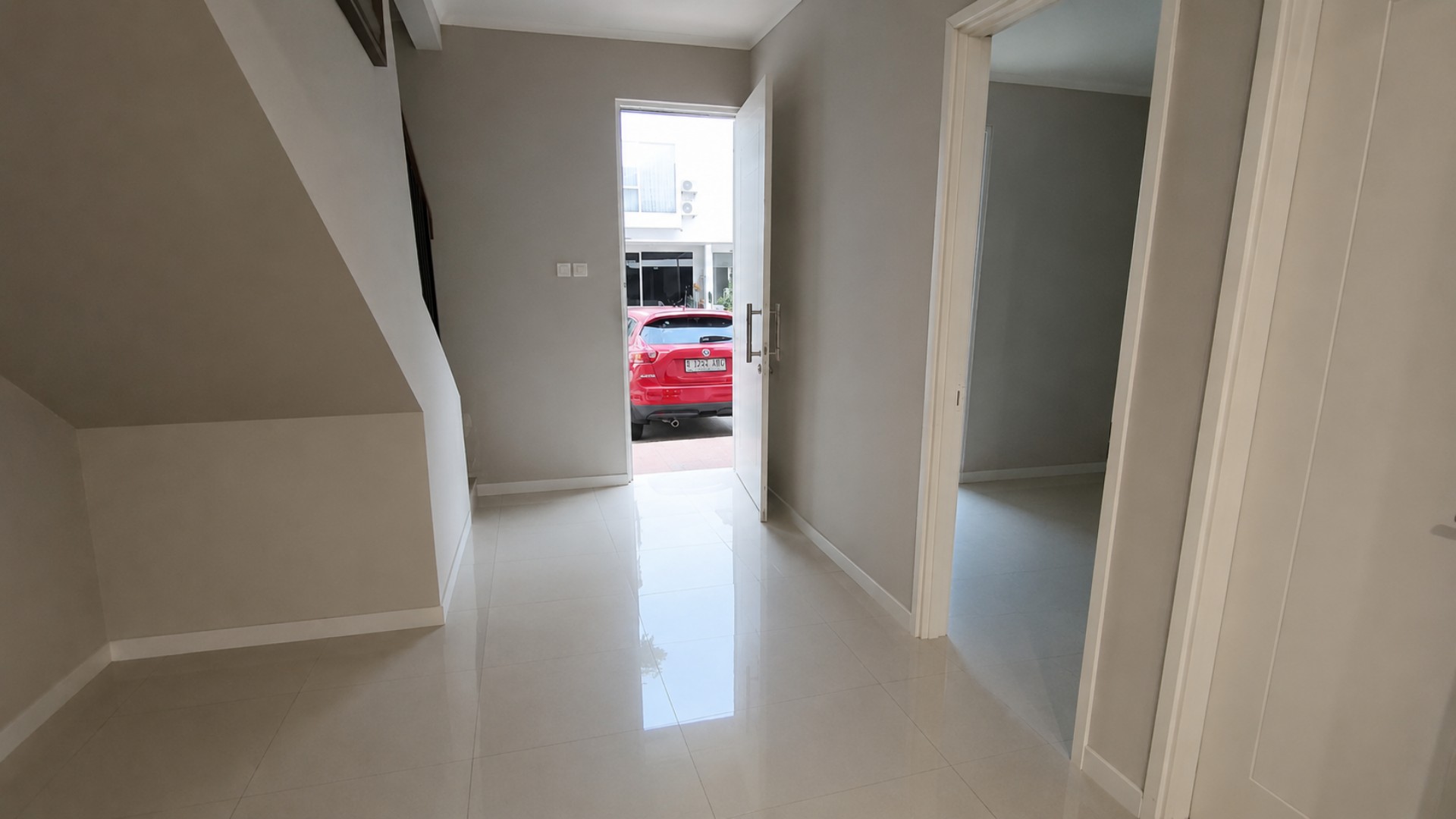 Rumah Dijual di Tangerang, foto 2 dari 4