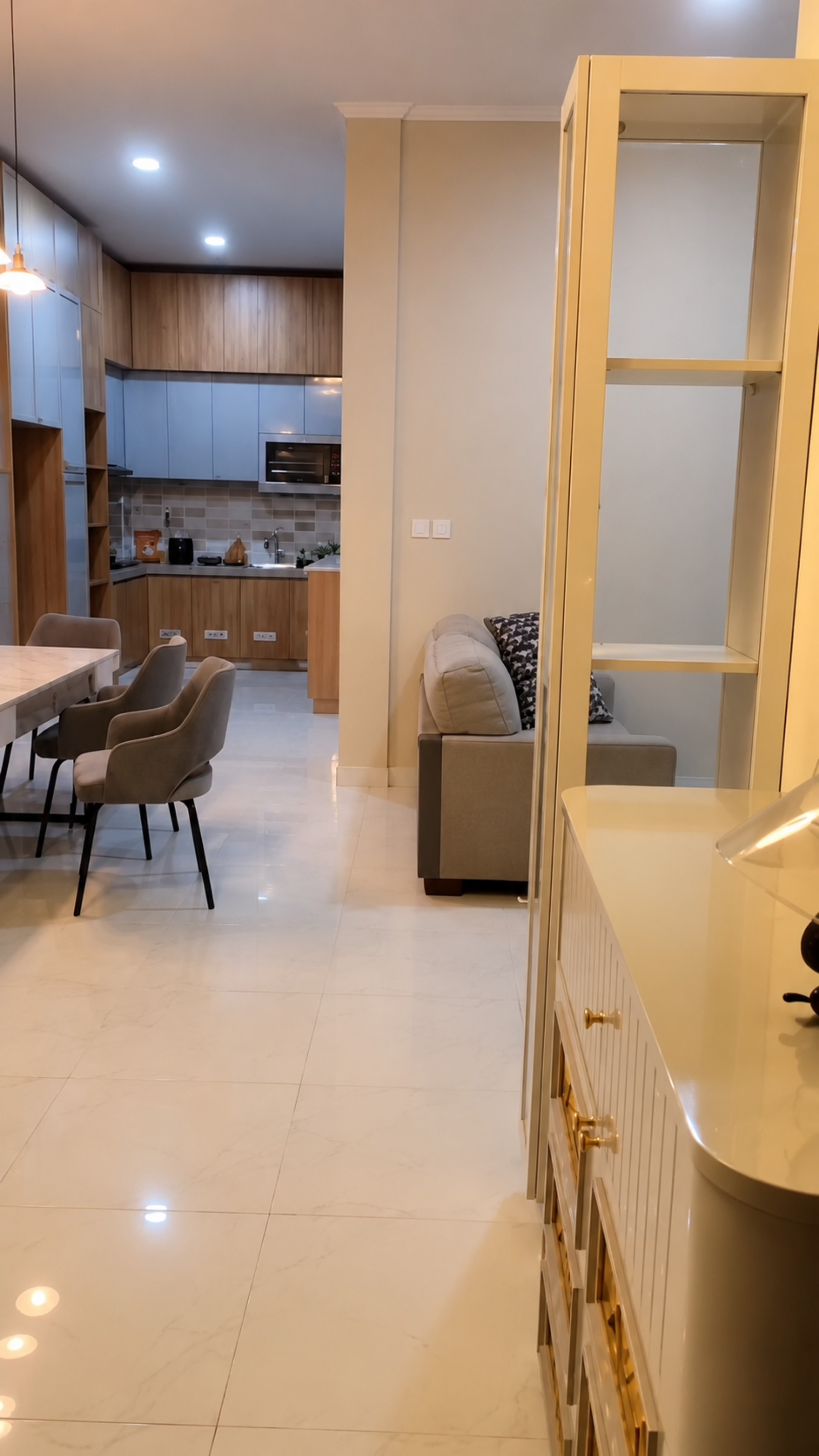 Rumah Dijual di Tangerang, foto 2 dari 9