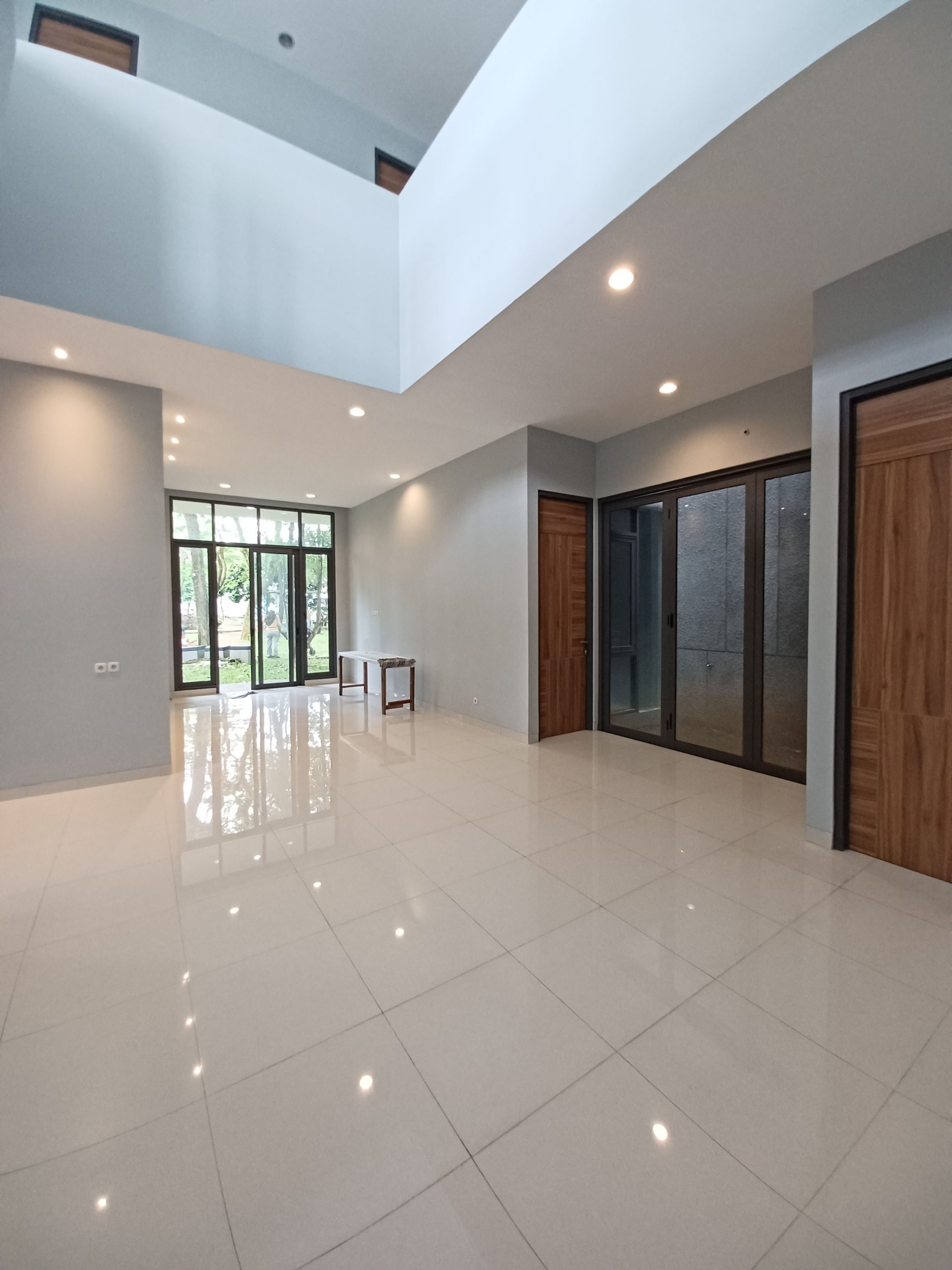 Rumah Dijual di Tangerang, foto 2 dari 10