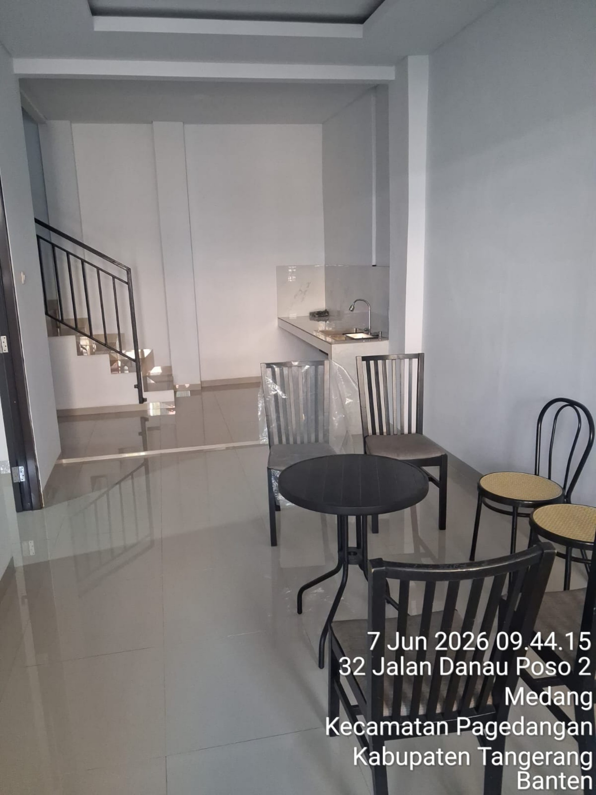Rumah Dijual di Tangerang, foto 2 dari 9