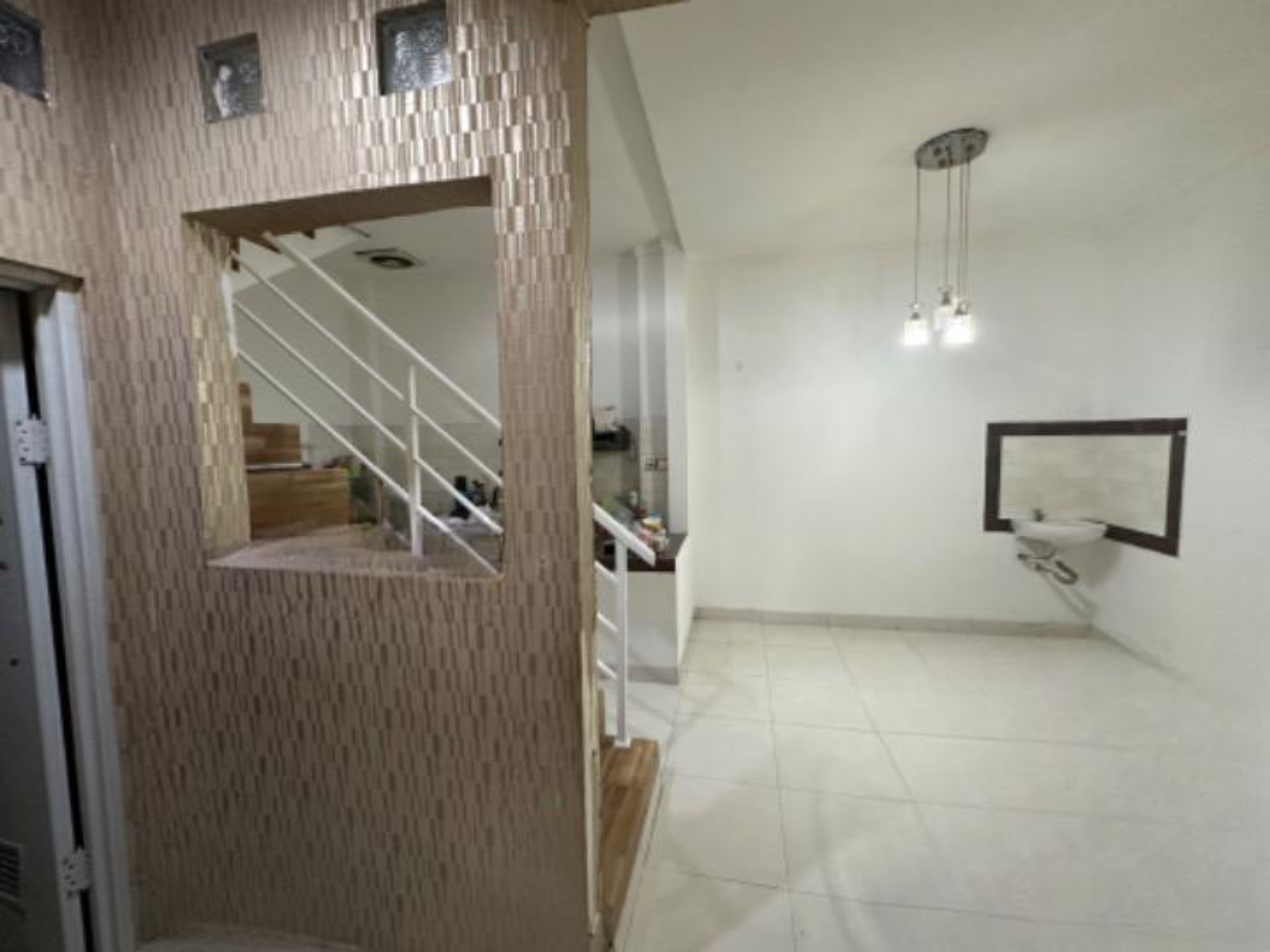 Rumah Dijual di Tangerang, foto 4 dari 9