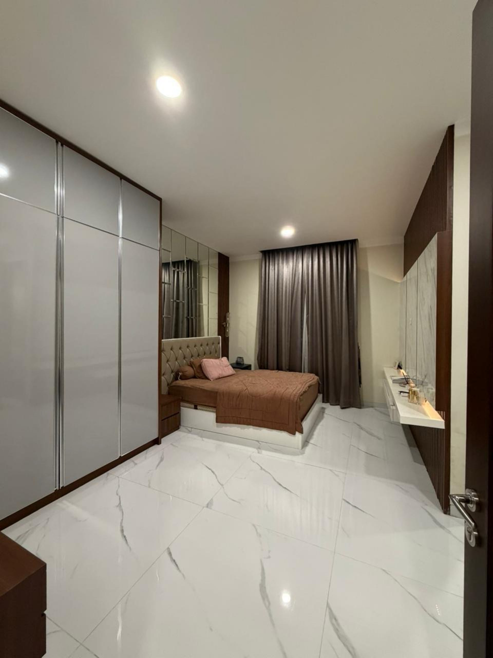 Rumah Dijual di Tangerang, foto 2 dari 10
