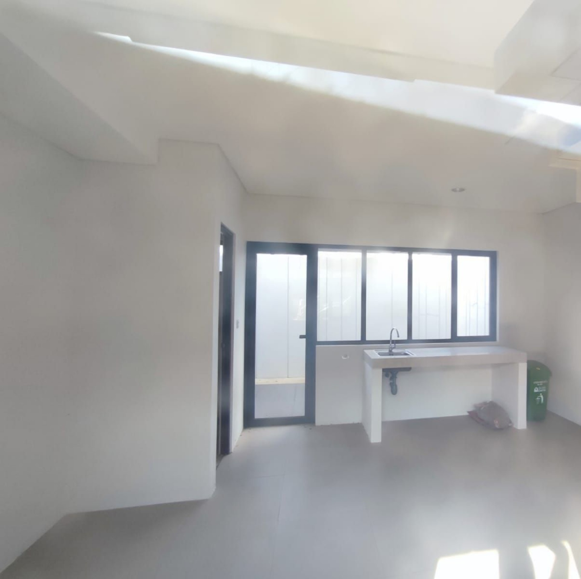 Rumah Dijual di Tangerang, foto 1 dari 3
