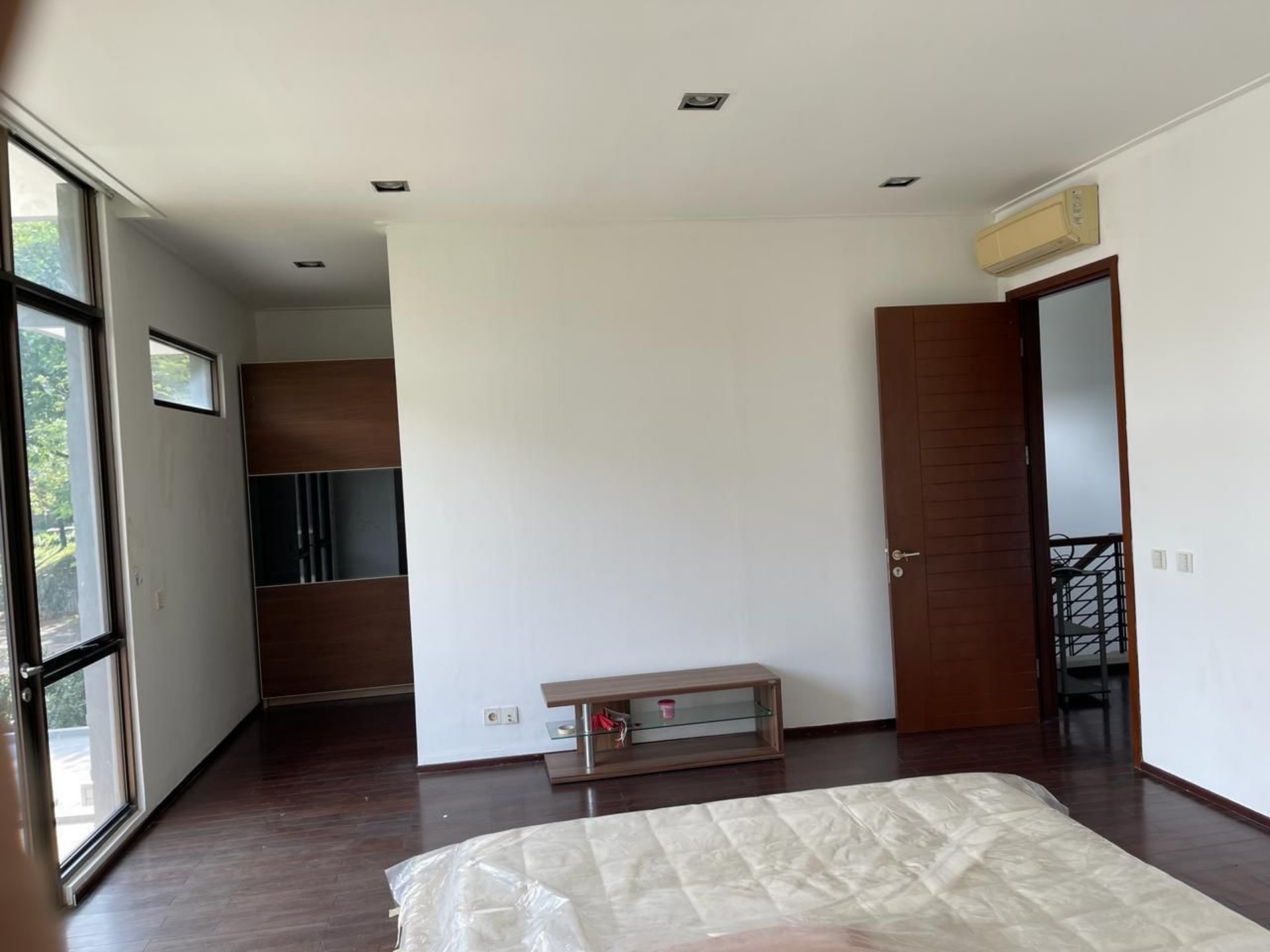 Rumah Dijual di Tangerang, foto 1 dari 7