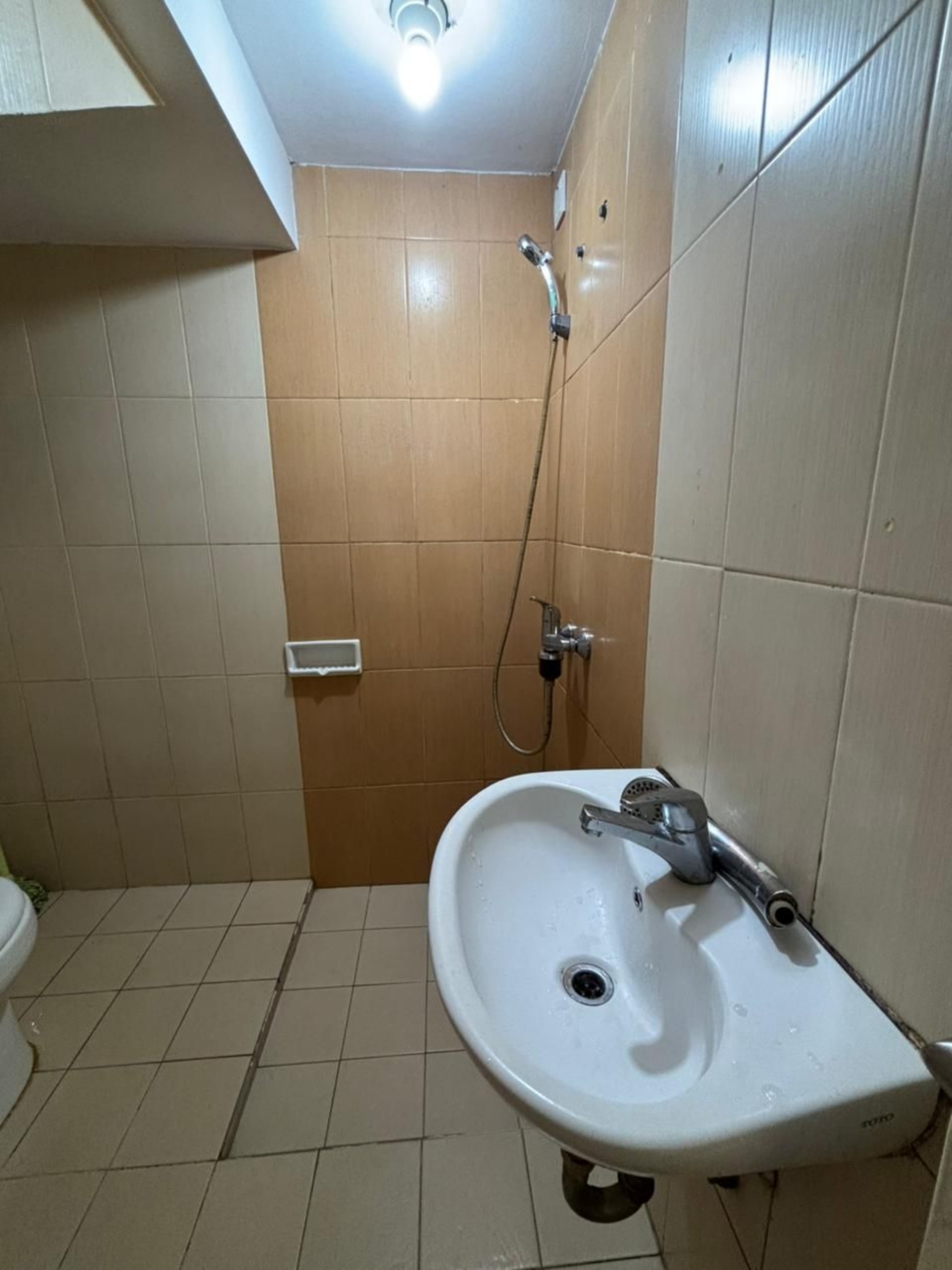 Rumah Disewa di Tangerang, foto 1 dari 8