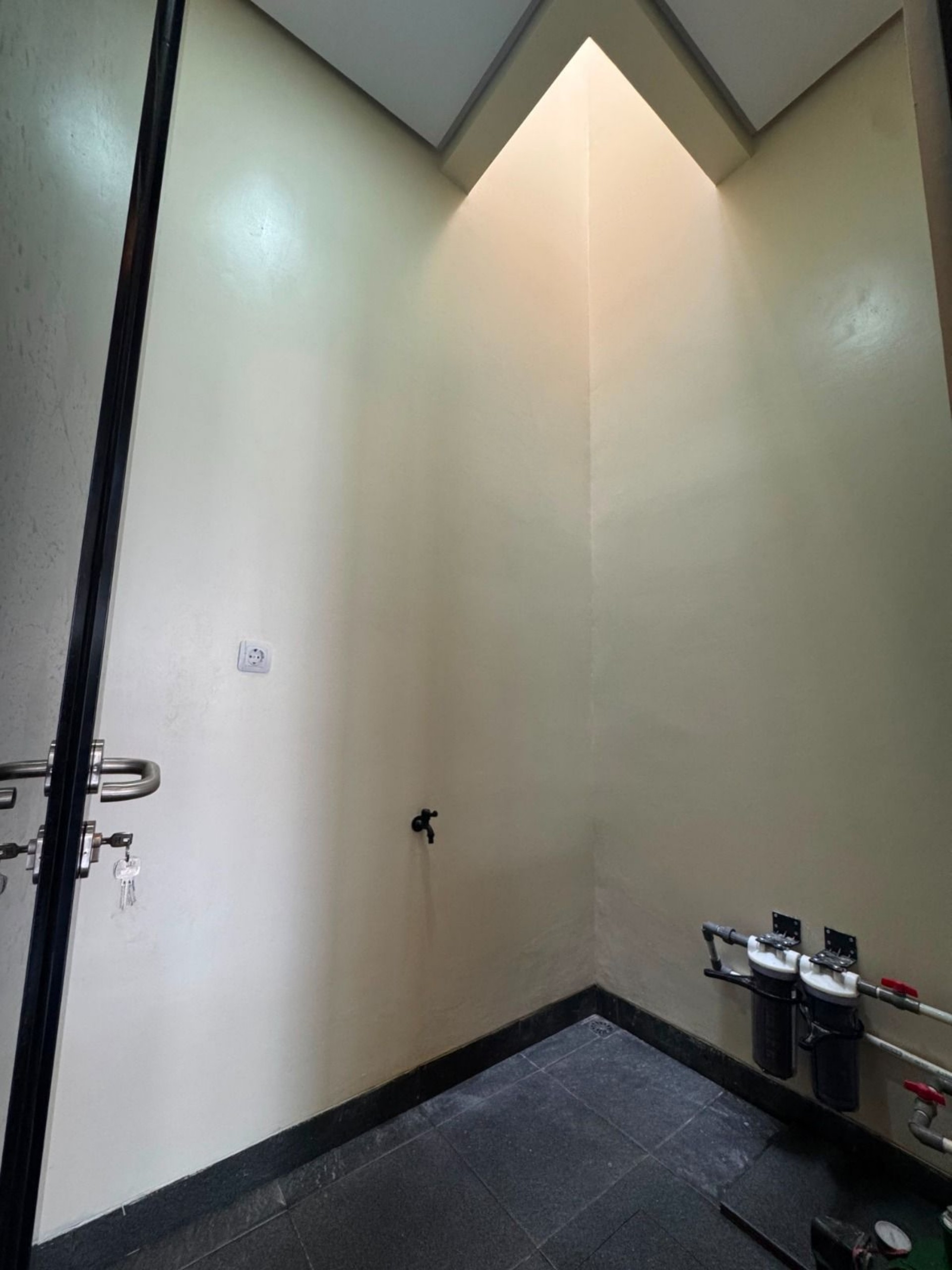 Rumah Dijual di Tangerang, foto 1 dari 7
