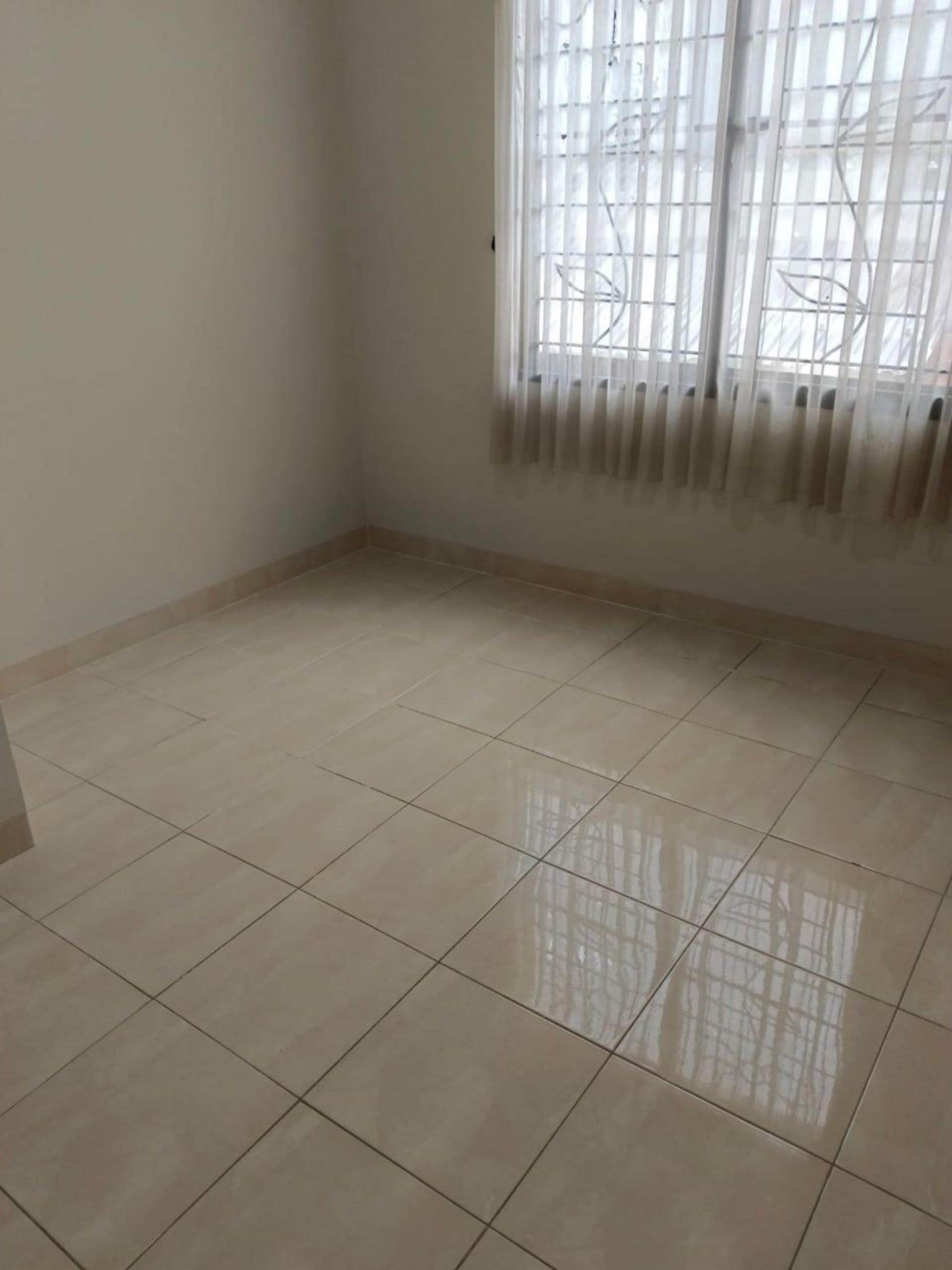 Rumah Dijual di Tangerang, foto 3 dari 10